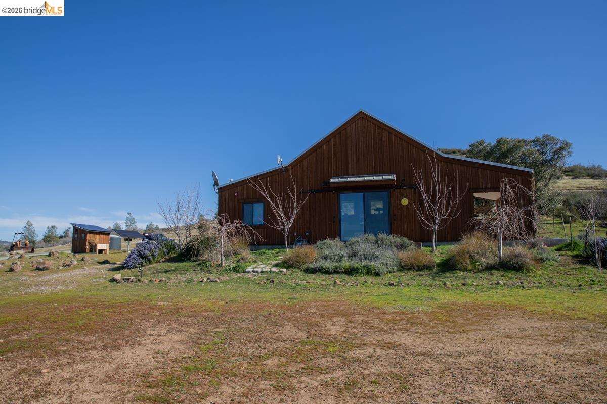 Detail Gallery Image 3 of 35 For 6899 Eagleview Dr., Mountain Ranch,  CA 95246 - 1 Beds | 1 Baths