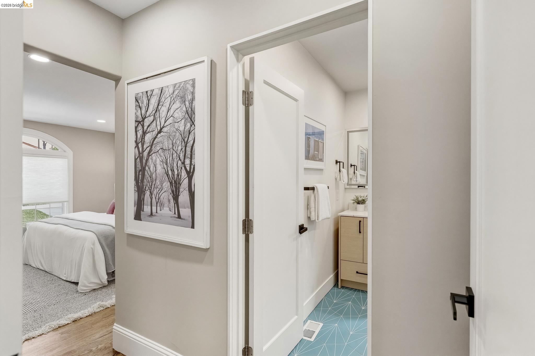 Detail Gallery Image 38 of 59 For 8301 Ney Ave, Oakland,  CA 94605 - 4 Beds | 3 Baths