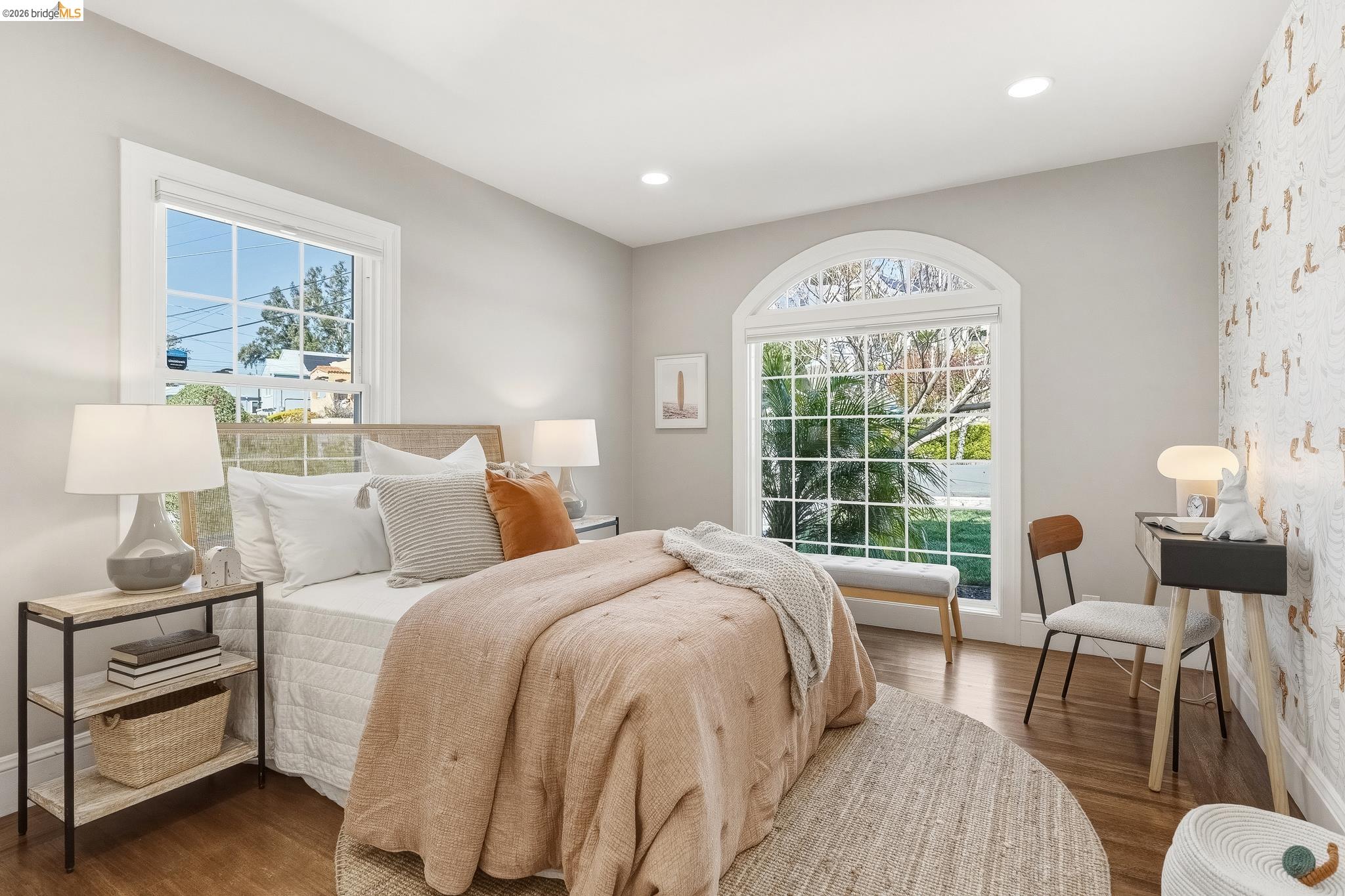 Detail Gallery Image 41 of 59 For 8301 Ney Ave, Oakland,  CA 94605 - 4 Beds | 3 Baths