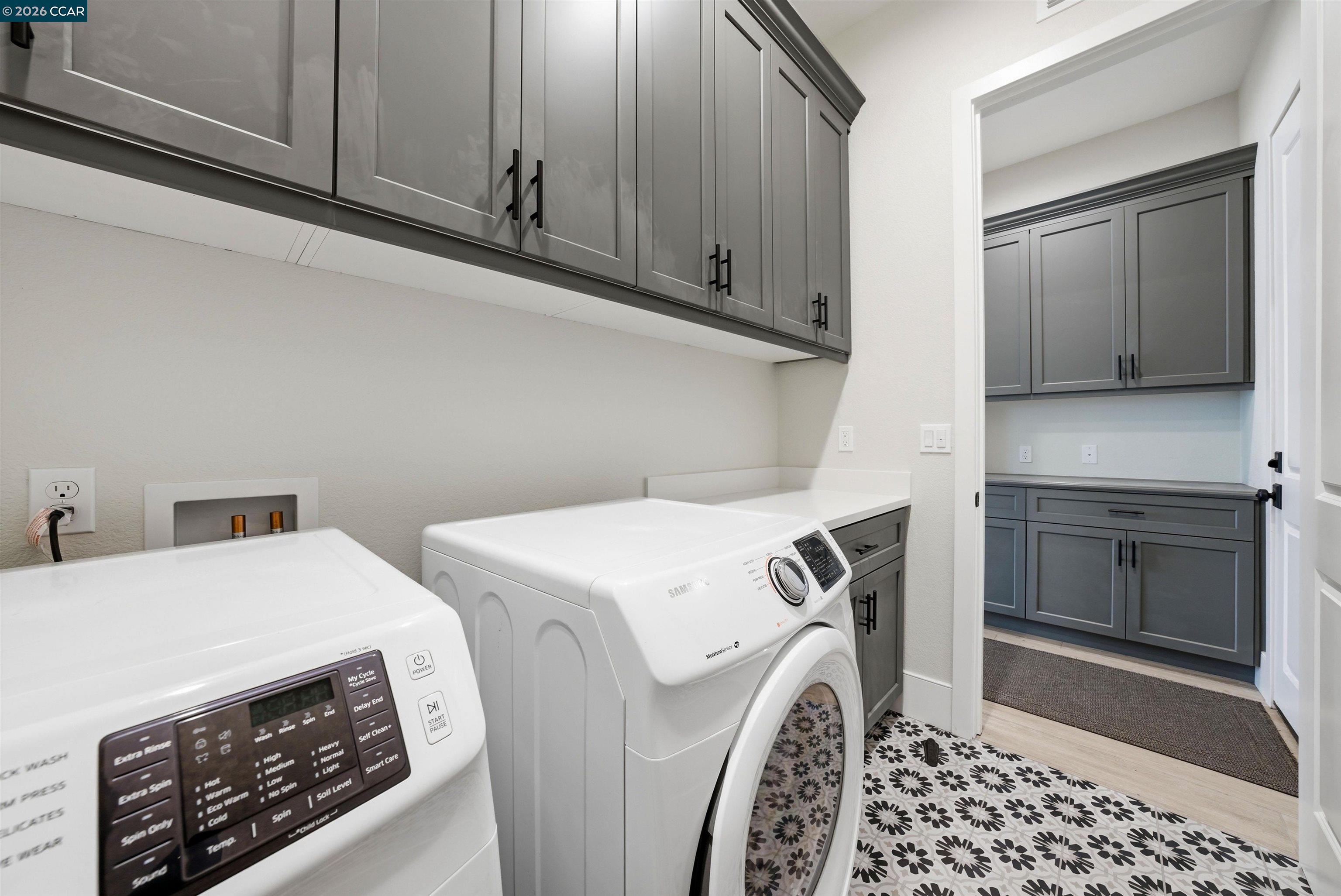 Detail Gallery Image 16 of 33 For 1501 Empire Dr, Lodi,  CA 95242 - 4 Beds | 2 Baths