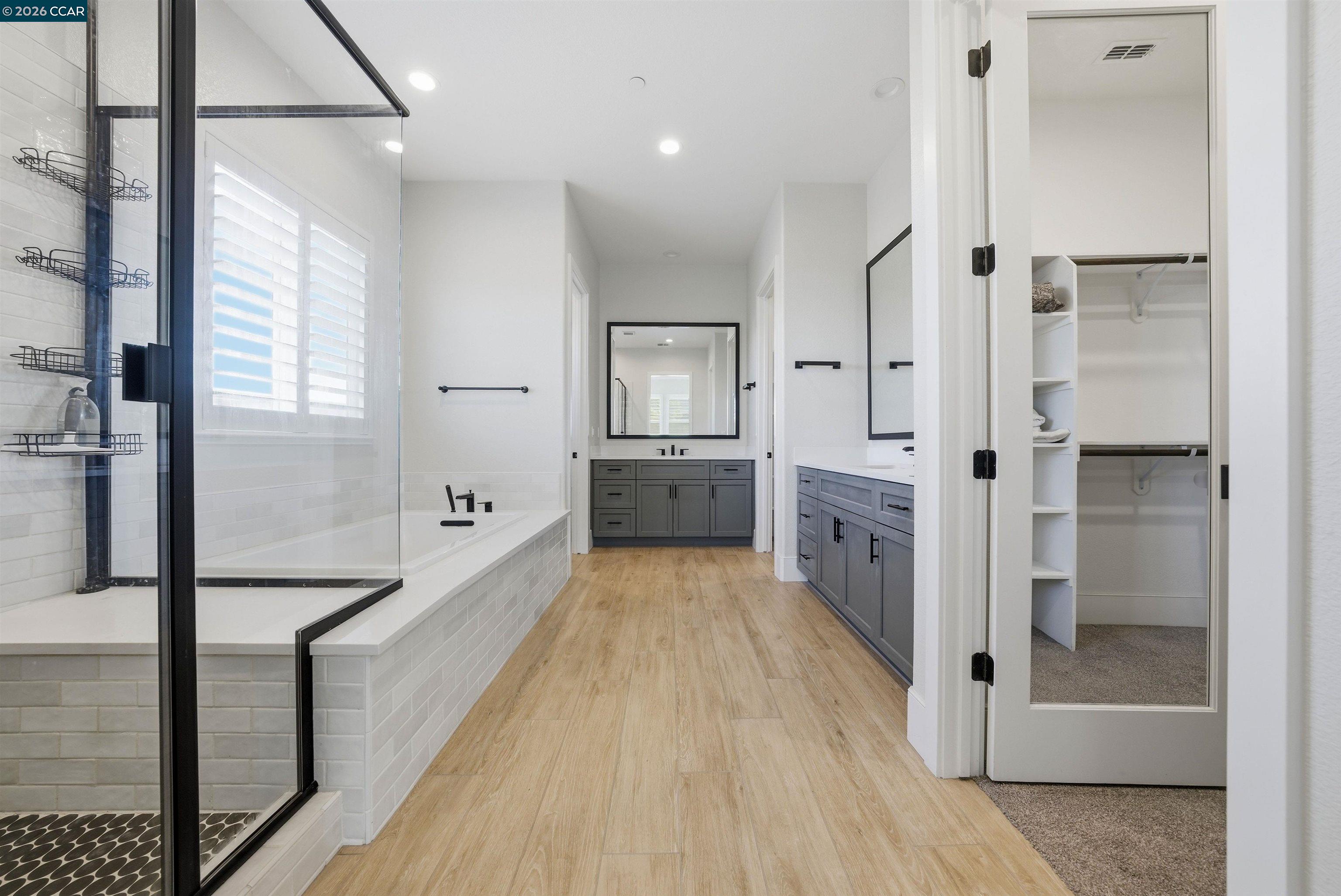 Detail Gallery Image 19 of 33 For 1501 Empire Dr, Lodi,  CA 95242 - 4 Beds | 2 Baths