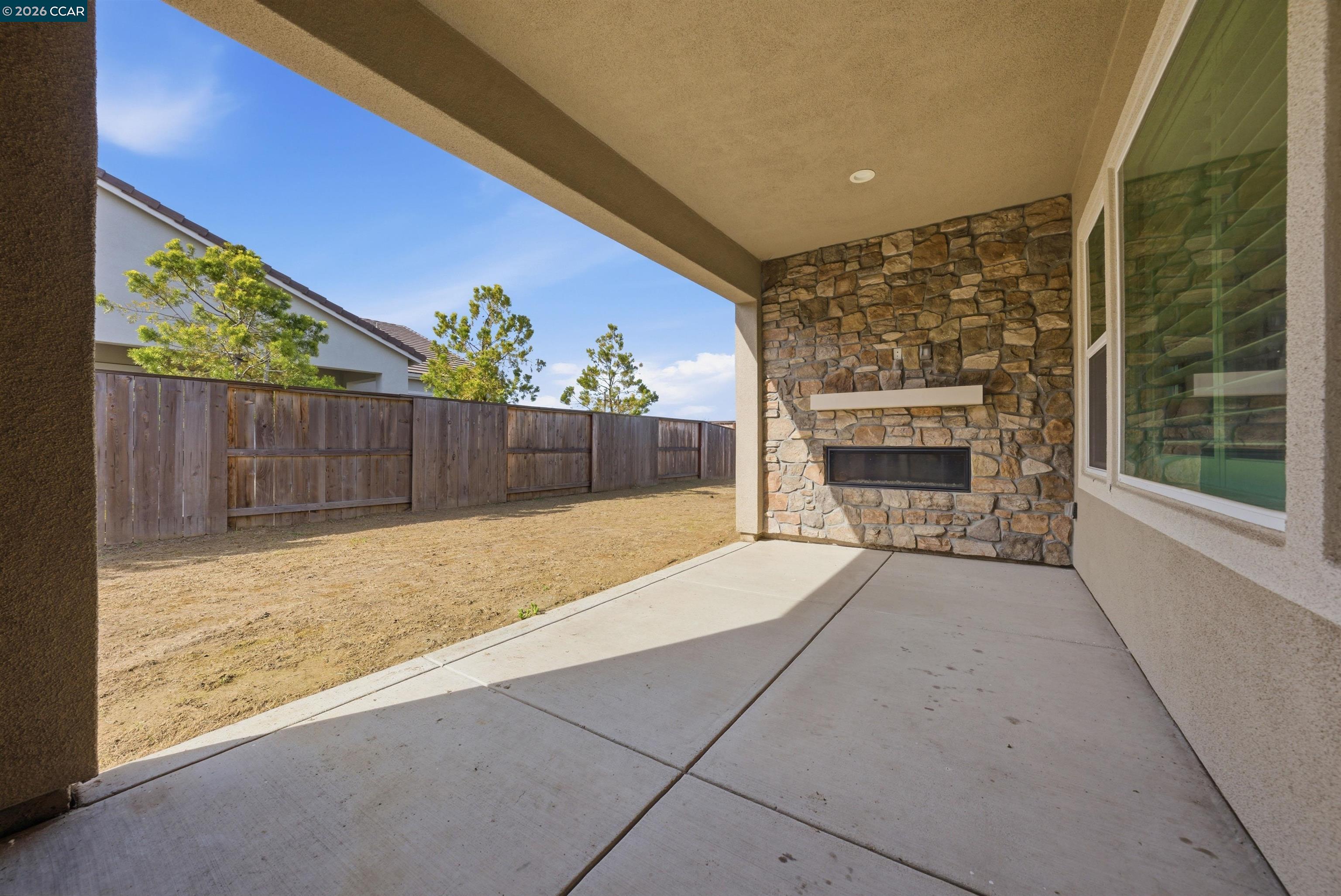 Detail Gallery Image 27 of 33 For 1501 Empire Dr, Lodi,  CA 95242 - 4 Beds | 2 Baths
