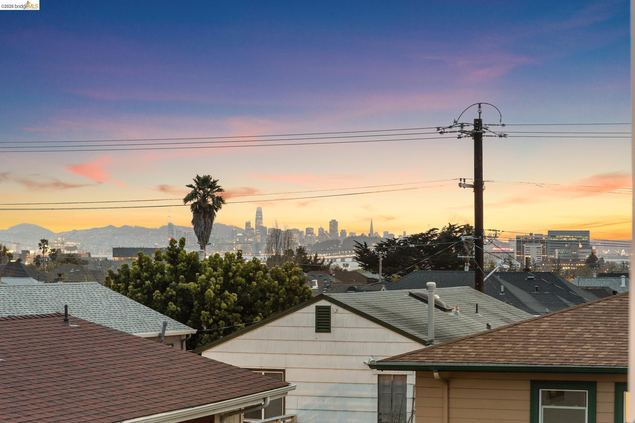 Detail Gallery Image 23 of 59 For 667 & 667a Alcatraz Ave, Oakland,  CA 94609 - – Beds | – Baths