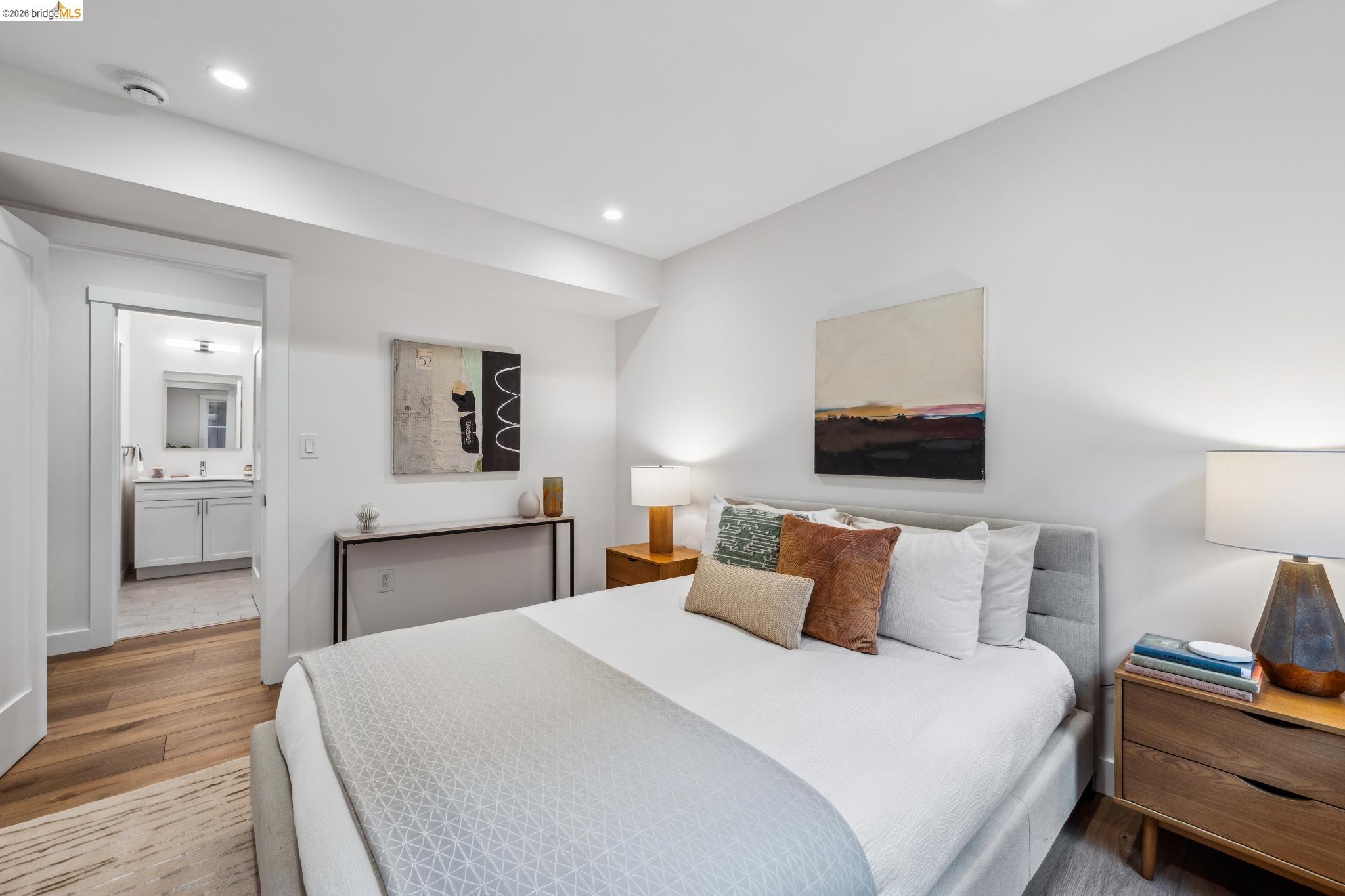 Detail Gallery Image 47 of 59 For 667 & 667a Alcatraz Ave, Oakland,  CA 94609 - – Beds | – Baths