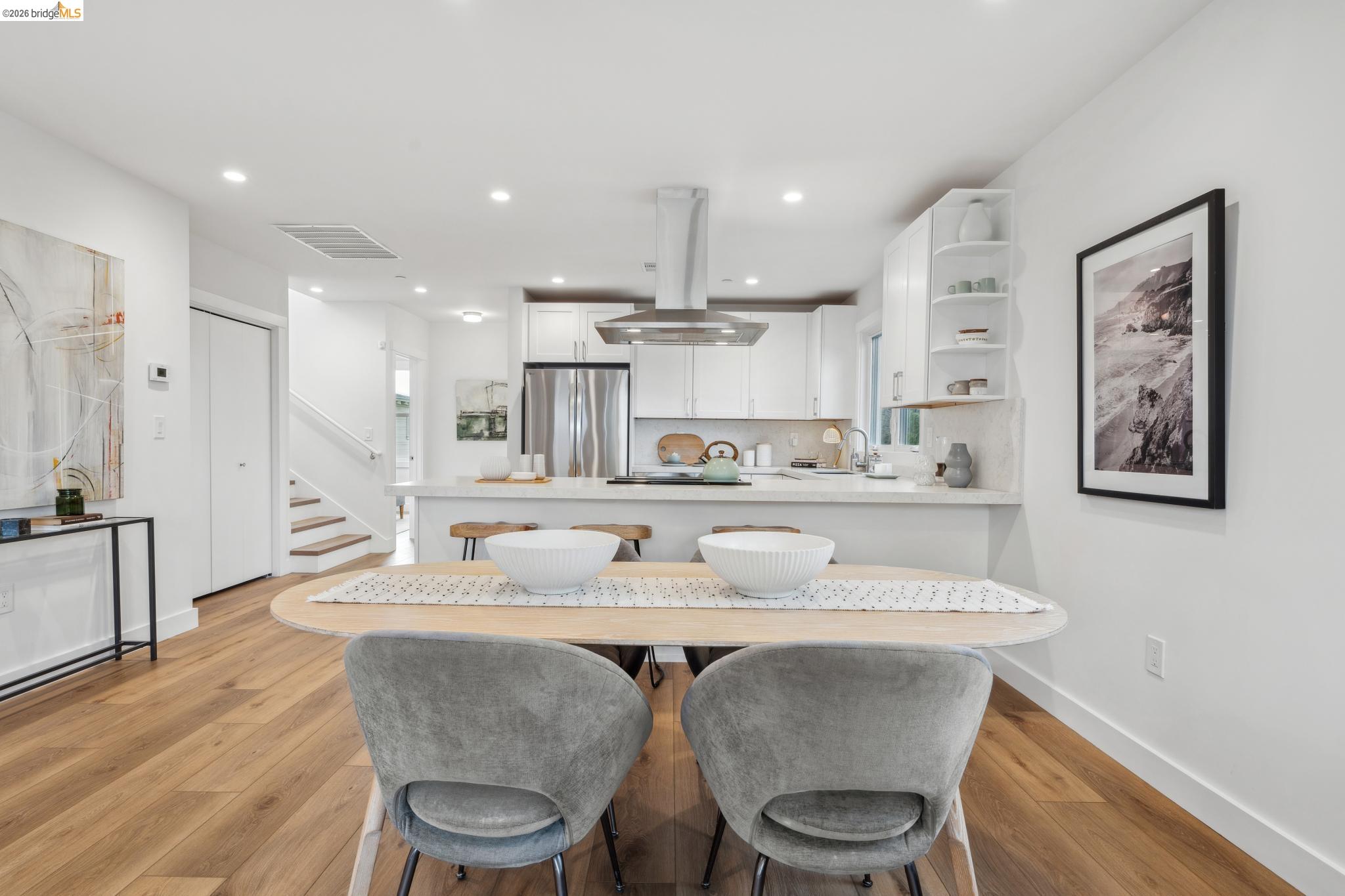 Detail Gallery Image 7 of 59 For 667 & 667a Alcatraz Ave, Oakland,  CA 94609 - – Beds | – Baths