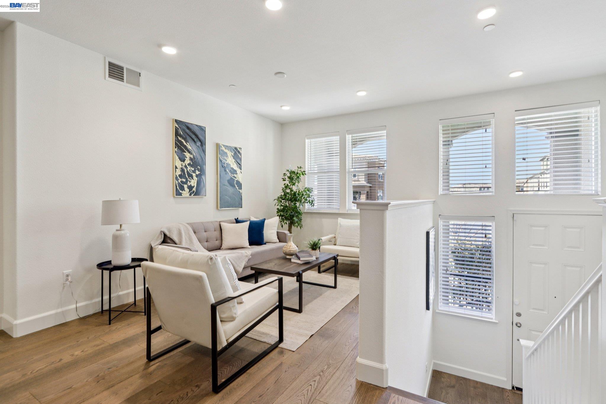 Detail Gallery Image 2 of 55 For 5604 Pandorea Ter, Newark,  CA 94560 - 3 Beds | 2 Baths