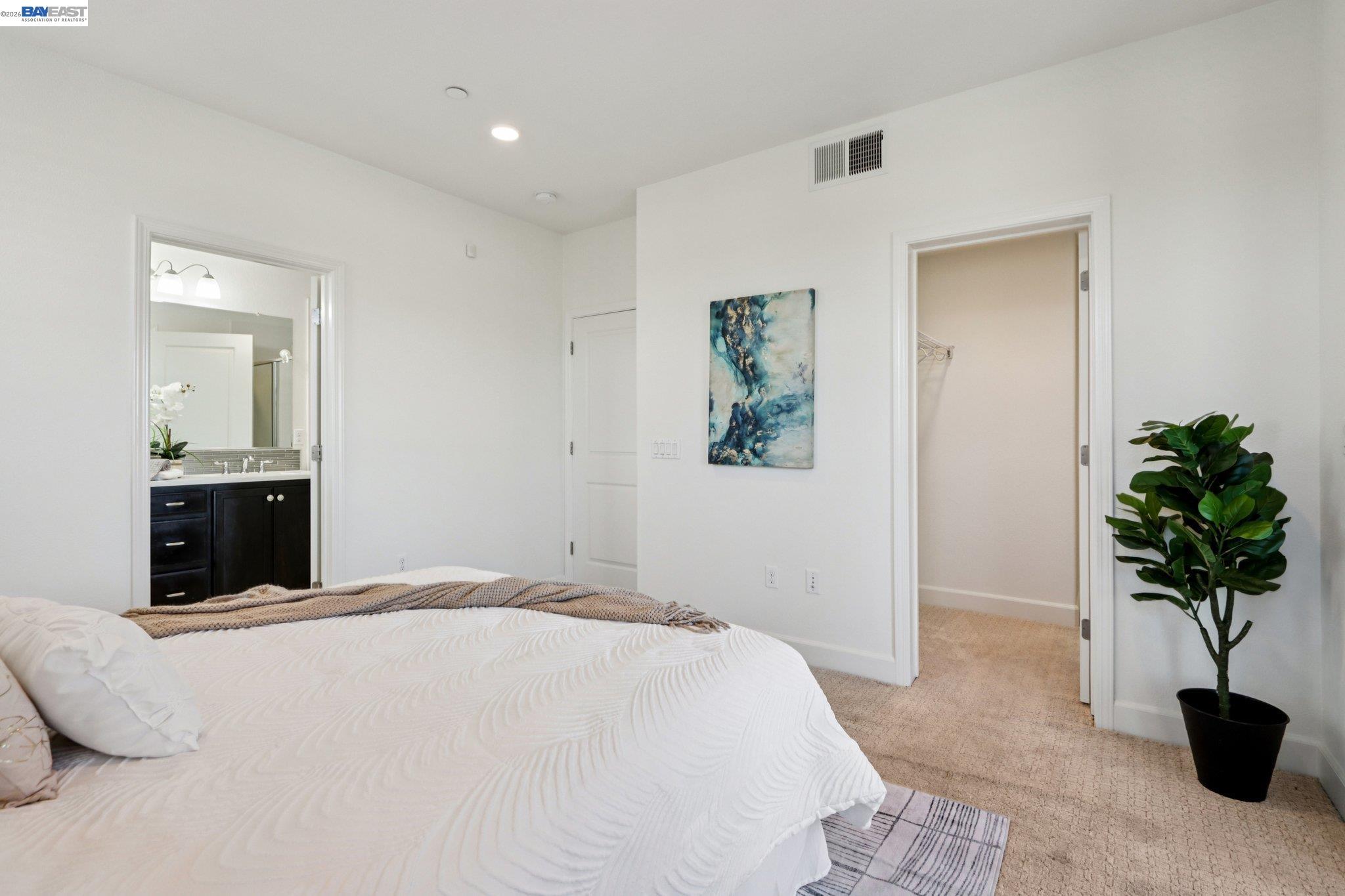 Detail Gallery Image 26 of 55 For 5604 Pandorea Ter, Newark,  CA 94560 - 3 Beds | 2 Baths