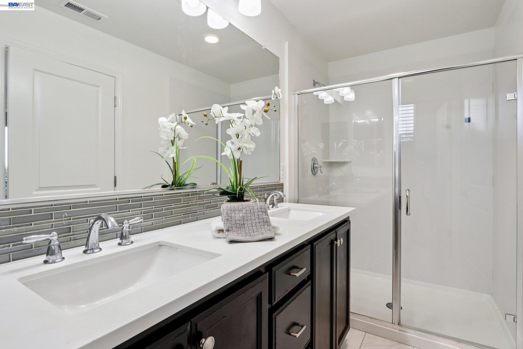 Detail Gallery Image 29 of 55 For 5604 Pandorea Ter, Newark,  CA 94560 - 3 Beds | 2 Baths