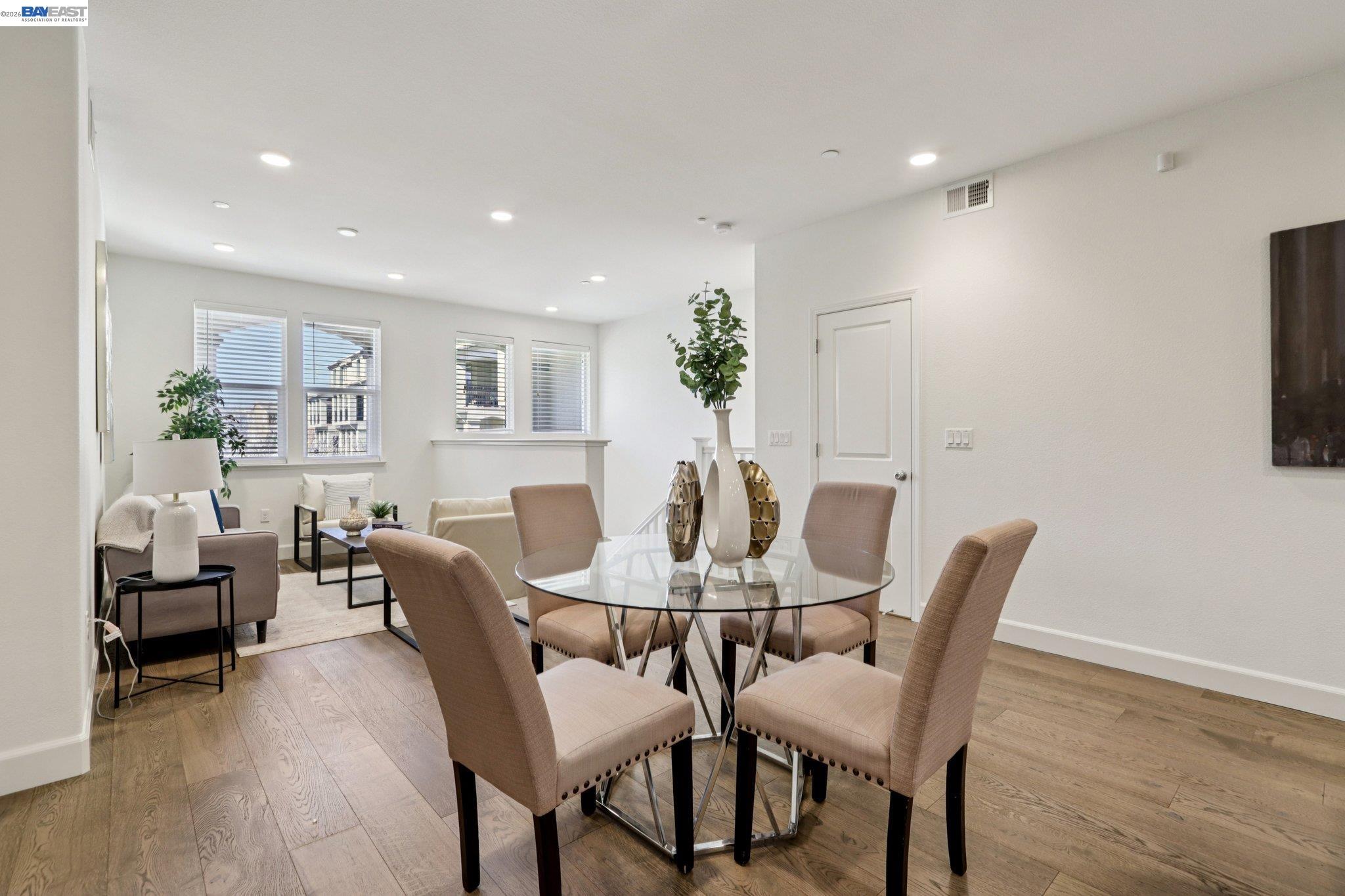 Detail Gallery Image 7 of 55 For 5604 Pandorea Ter, Newark,  CA 94560 - 3 Beds | 2 Baths