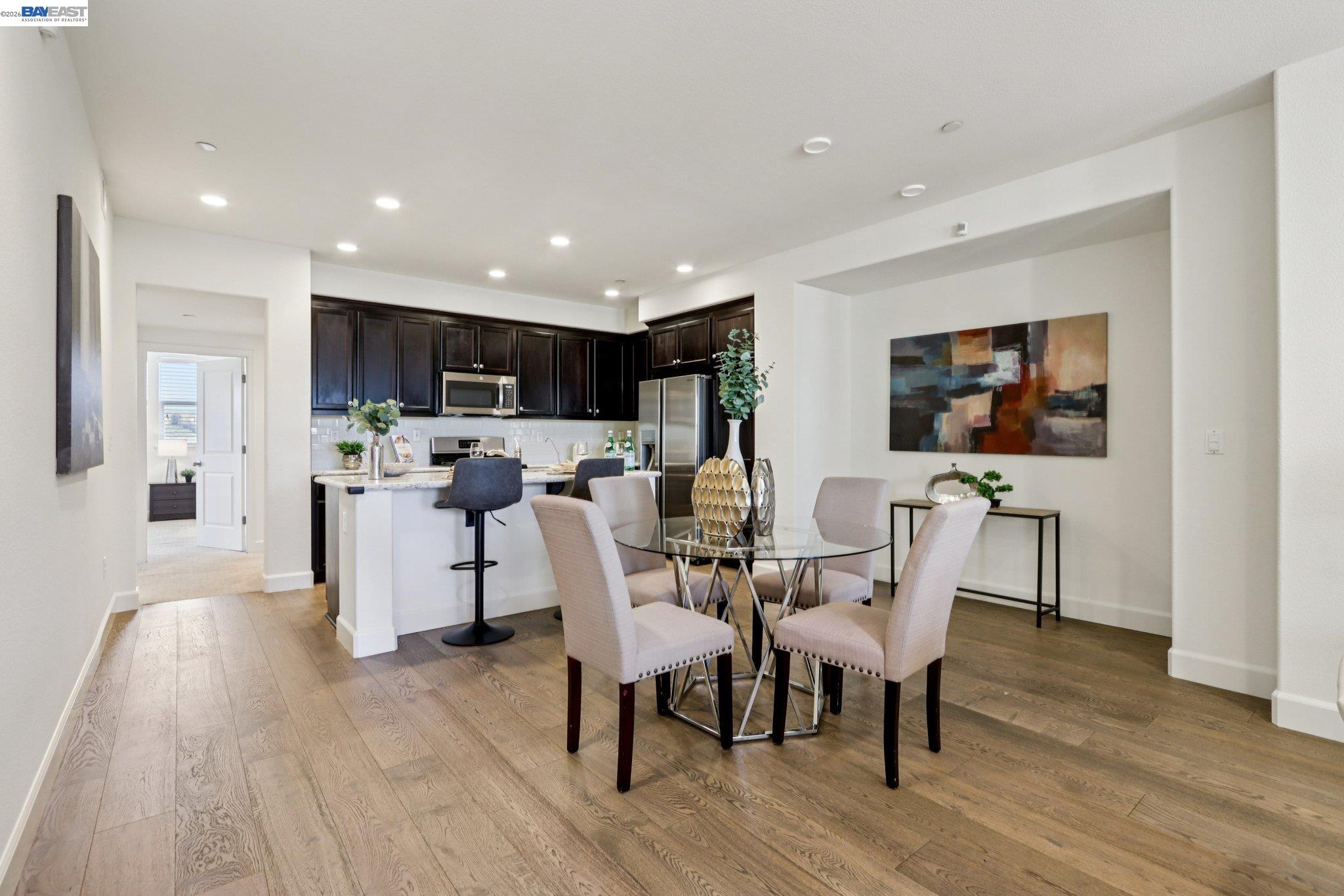 Detail Gallery Image 8 of 55 For 5604 Pandorea Ter, Newark,  CA 94560 - 3 Beds | 2 Baths