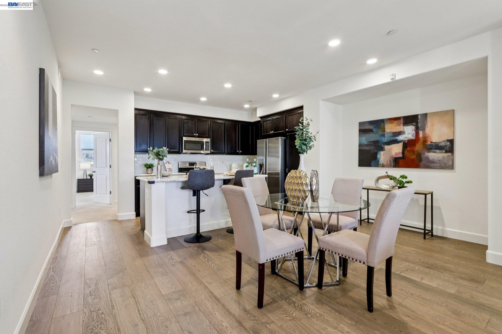 Detail Gallery Image 10 of 55 For 5604 Pandorea Ter, Newark,  CA 94560 - 3 Beds | 2 Baths