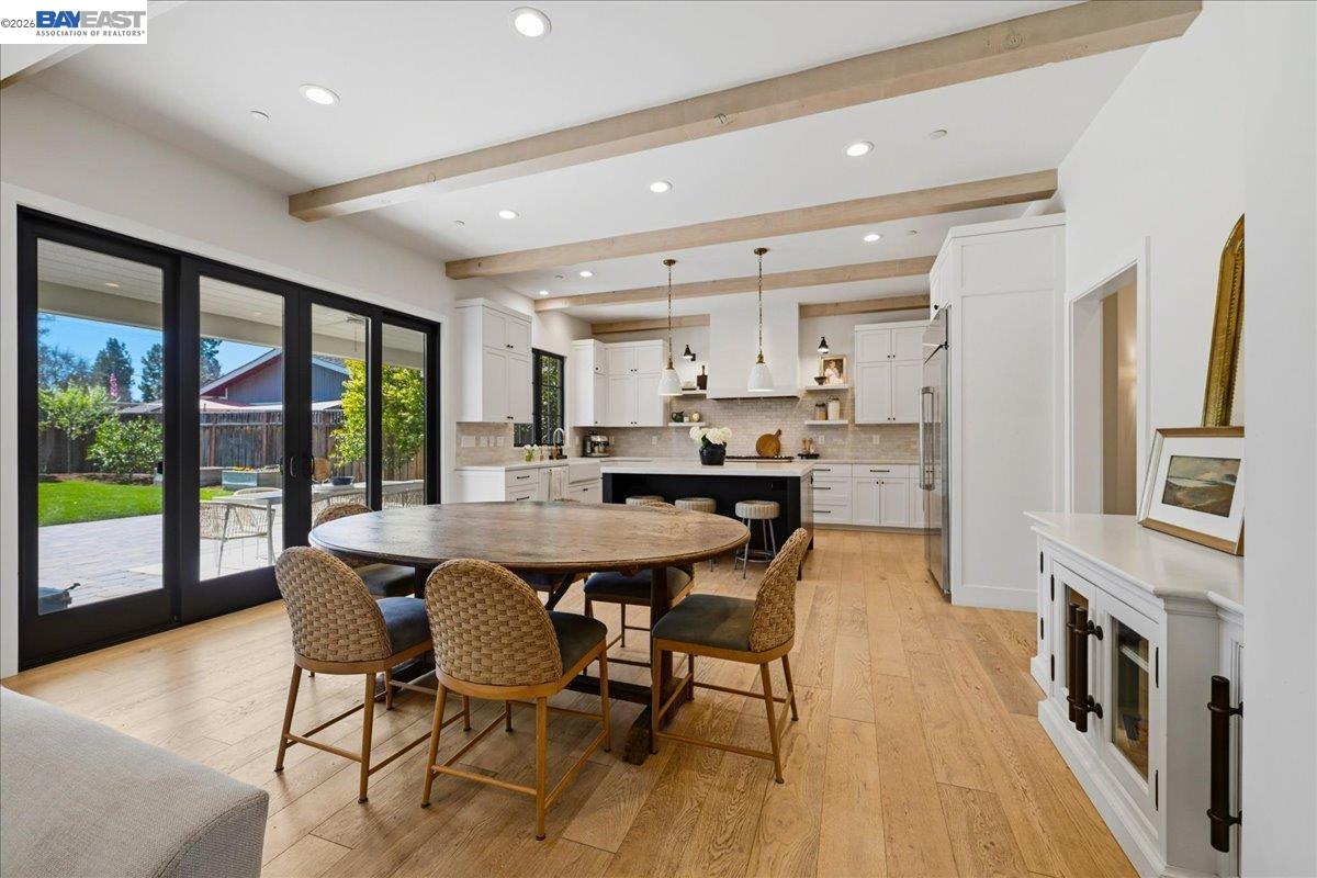 Detail Gallery Image 11 of 60 For 3550 Vine St, Pleasanton,  CA 94566 - 6 Beds | 5 Baths