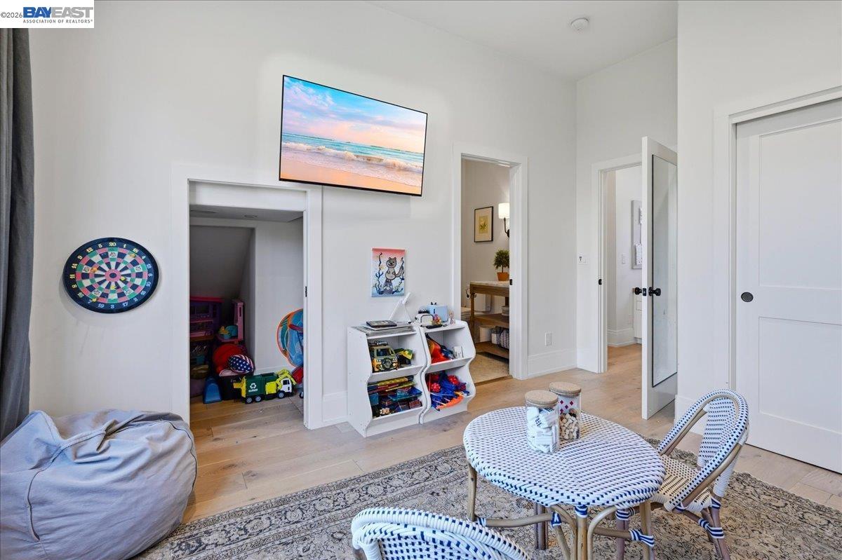 Detail Gallery Image 26 of 60 For 3550 Vine St, Pleasanton,  CA 94566 - 6 Beds | 5 Baths