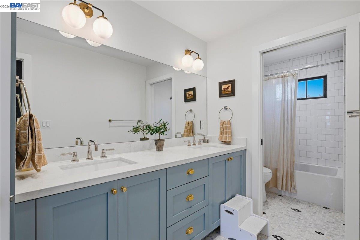 Detail Gallery Image 41 of 60 For 3550 Vine St, Pleasanton,  CA 94566 - 6 Beds | 5 Baths