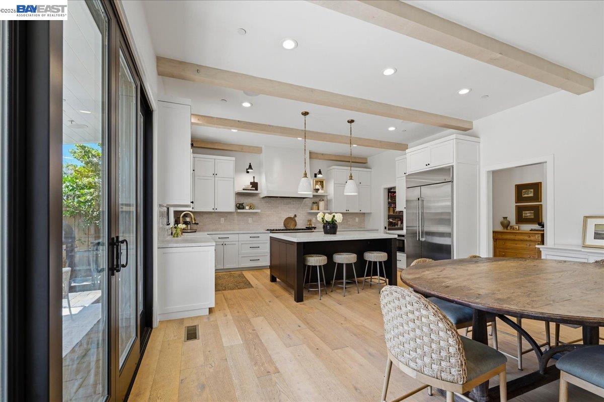 Detail Gallery Image 10 of 60 For 3550 Vine St, Pleasanton,  CA 94566 - 6 Beds | 5 Baths