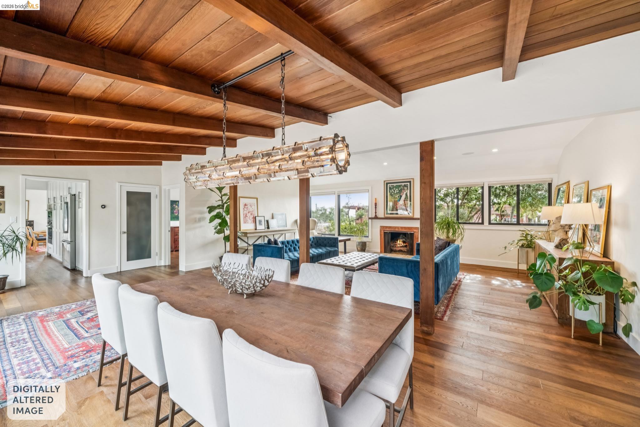 Detail Gallery Image 4 of 9 For 3320 Burdeck Dr., Oakland,  CA 94602 - 3 Beds | 2 Baths