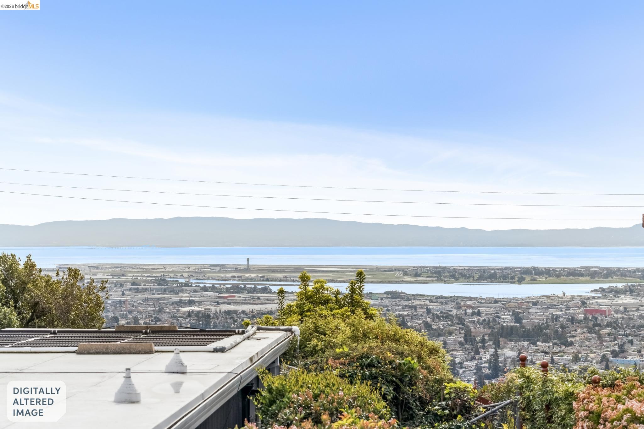 Detail Gallery Image 8 of 9 For 3320 Burdeck Dr., Oakland,  CA 94602 - 3 Beds | 2 Baths