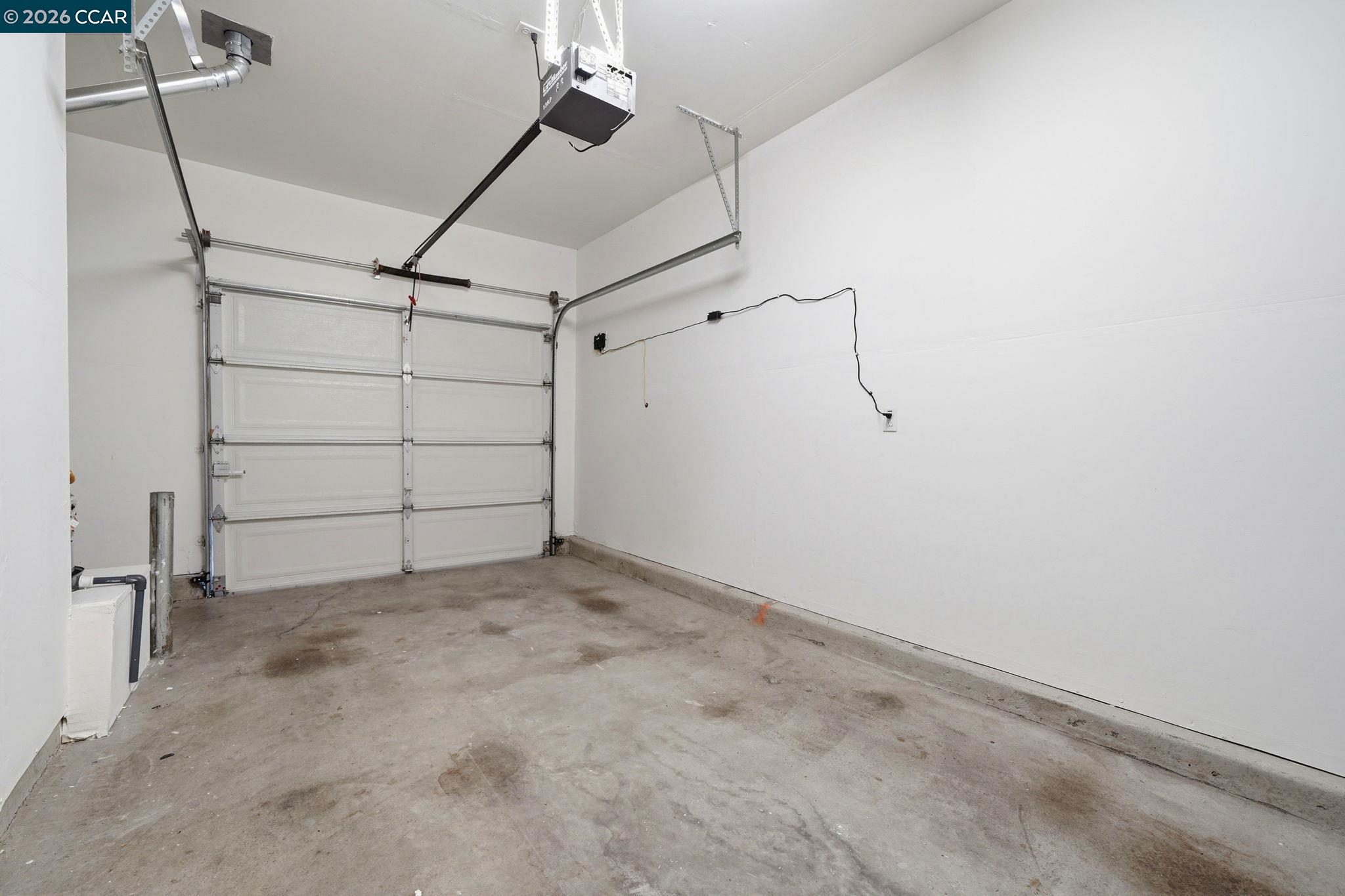 Photo #38: 41125748 Listing: Photo #38