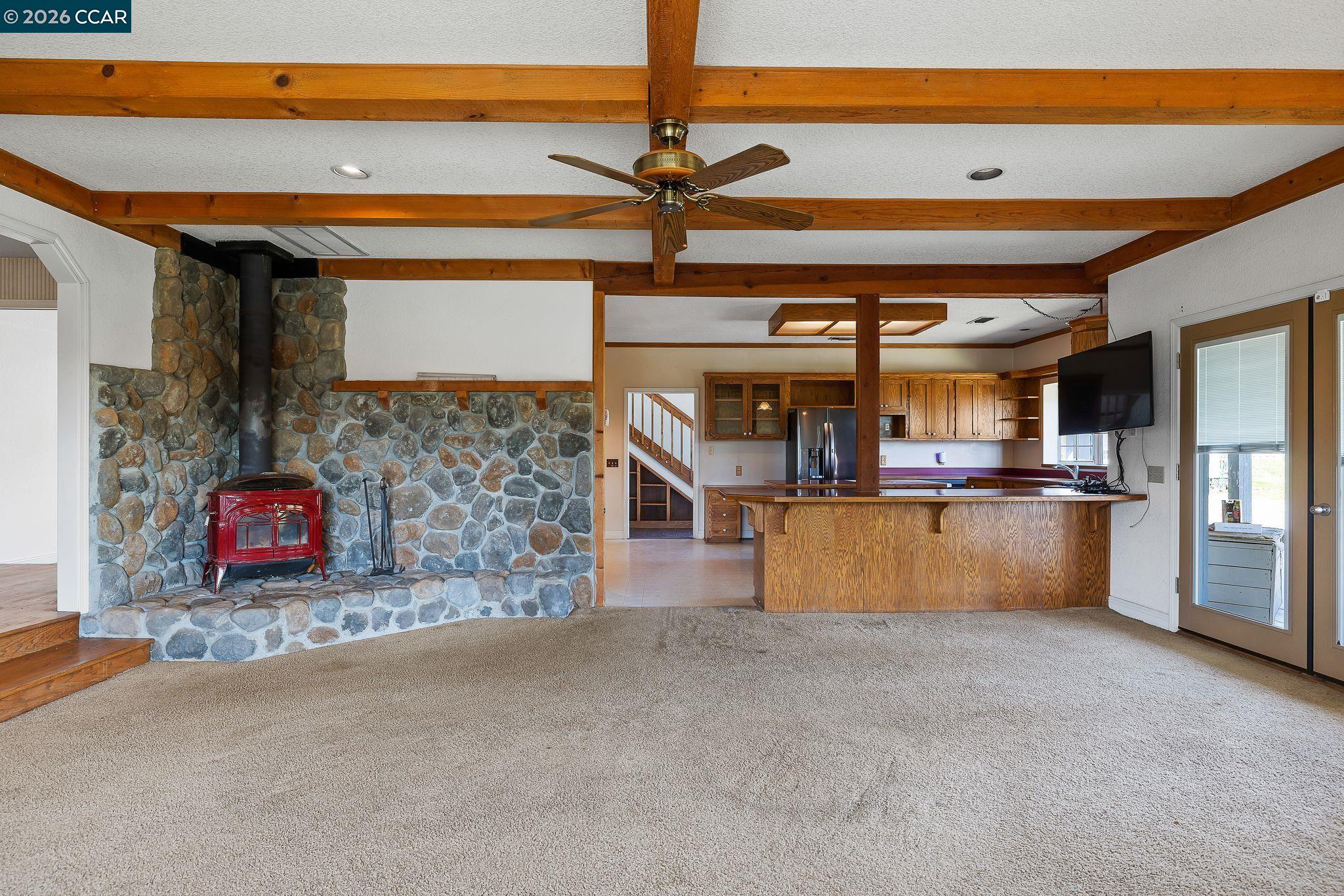 Detail Gallery Image 8 of 59 For 1055 Itow Ct, Penryn,  CA 95663 - 5 Beds | 3/1 Baths