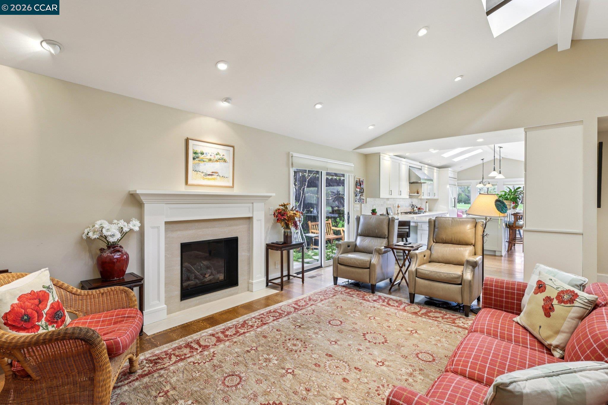 Detail Gallery Image 8 of 43 For 769 Augusta Dr, Moraga,  CA 94556 - 3 Beds | 2/1 Baths