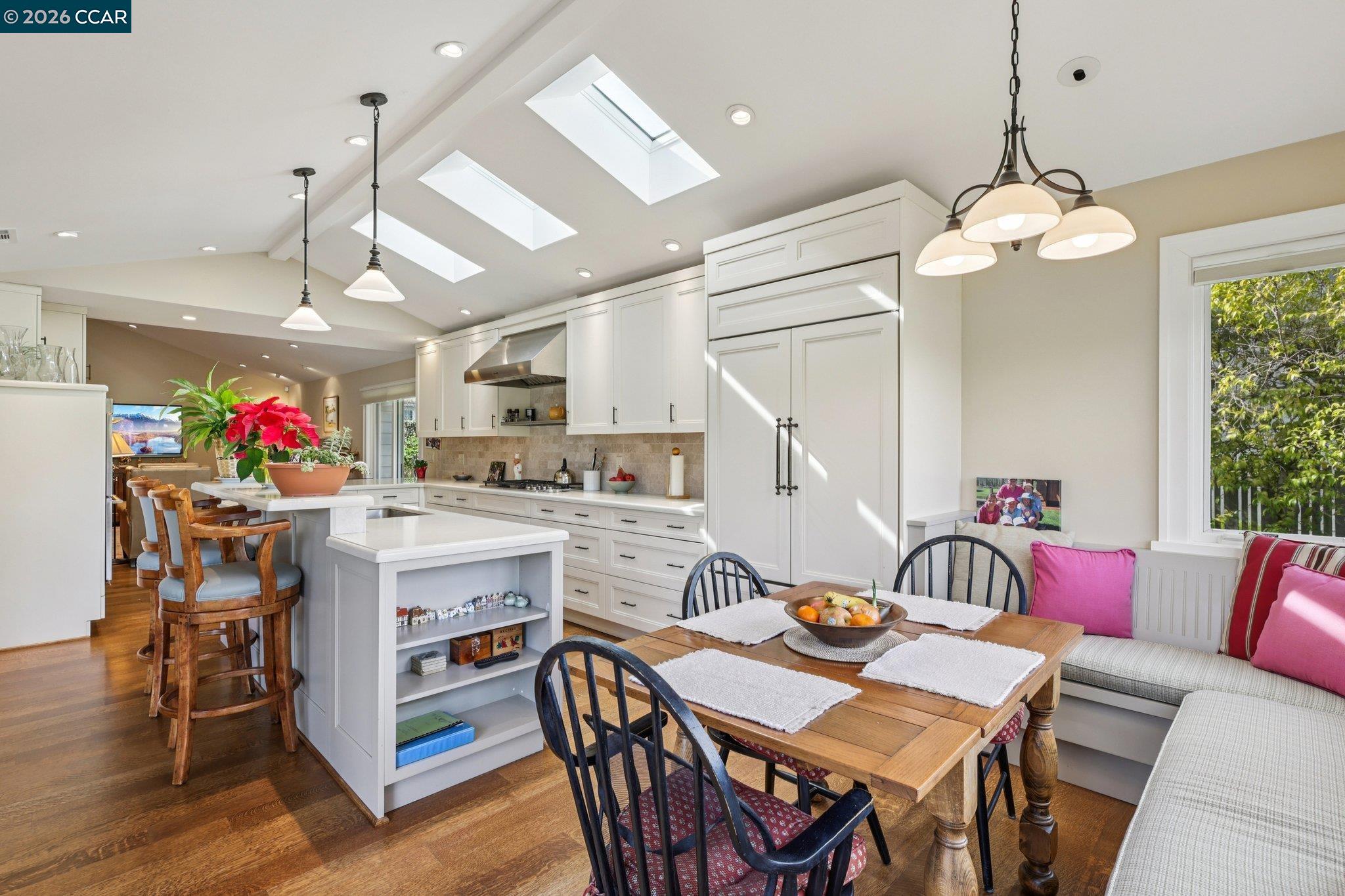 Detail Gallery Image 10 of 43 For 769 Augusta Dr, Moraga,  CA 94556 - 3 Beds | 2/1 Baths