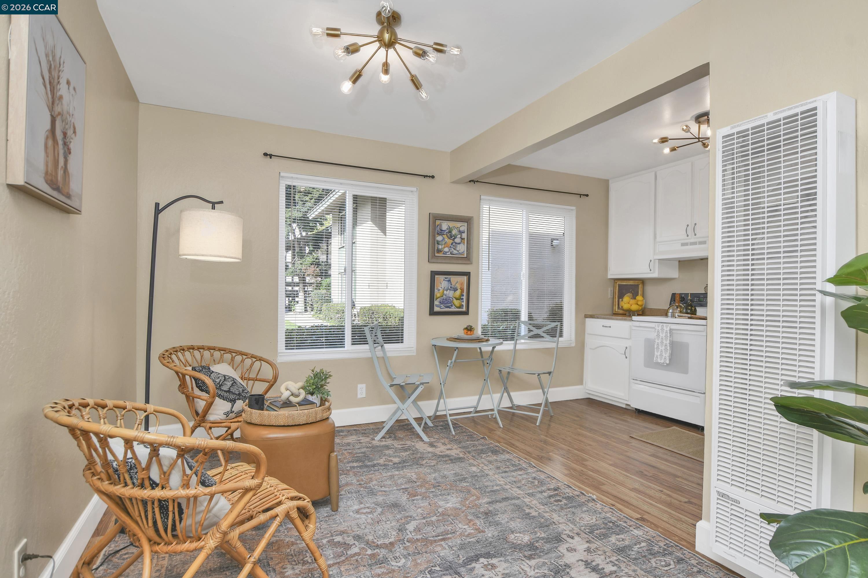 Photo #4: 41125755 Listing: Photo #4