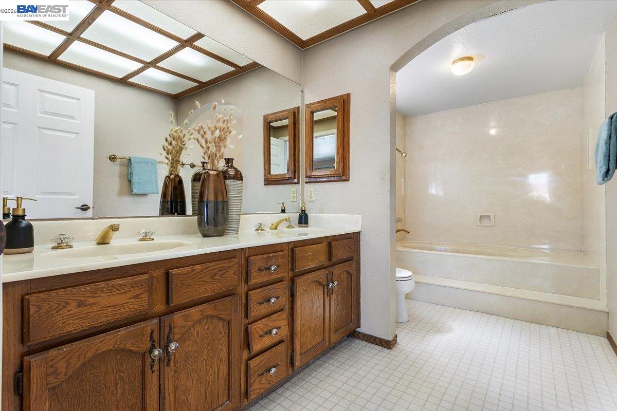 Detail Gallery Image 30 of 50 For 6444 Boone Dr, Castro Valley,  CA 94552 - 4 Beds | 3 Baths