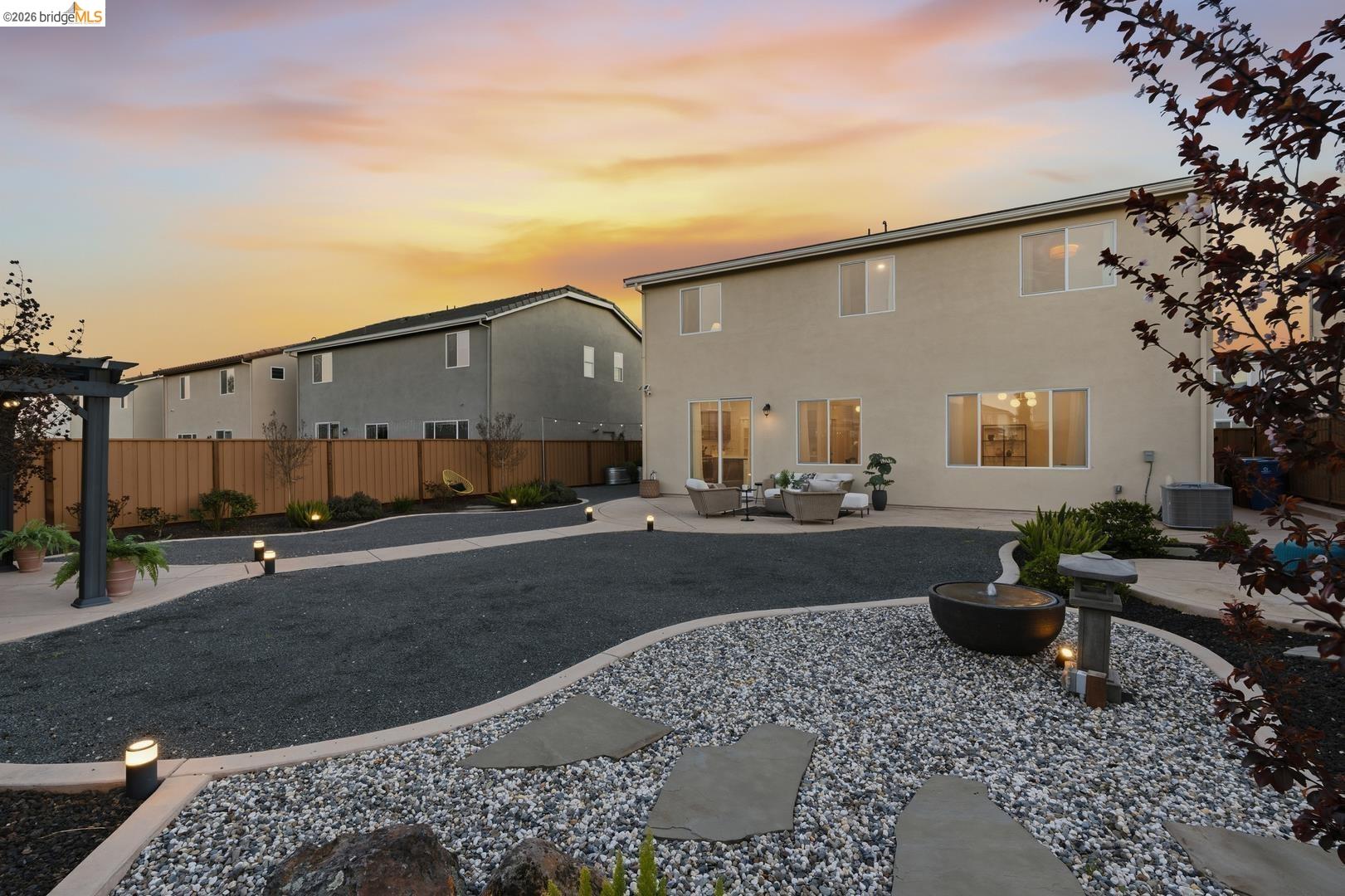 Detail Gallery Image 35 of 46 For 5603 Trinity Lakes Ln, Antioch,  CA 94531 - 3 Beds | 2/1 Baths