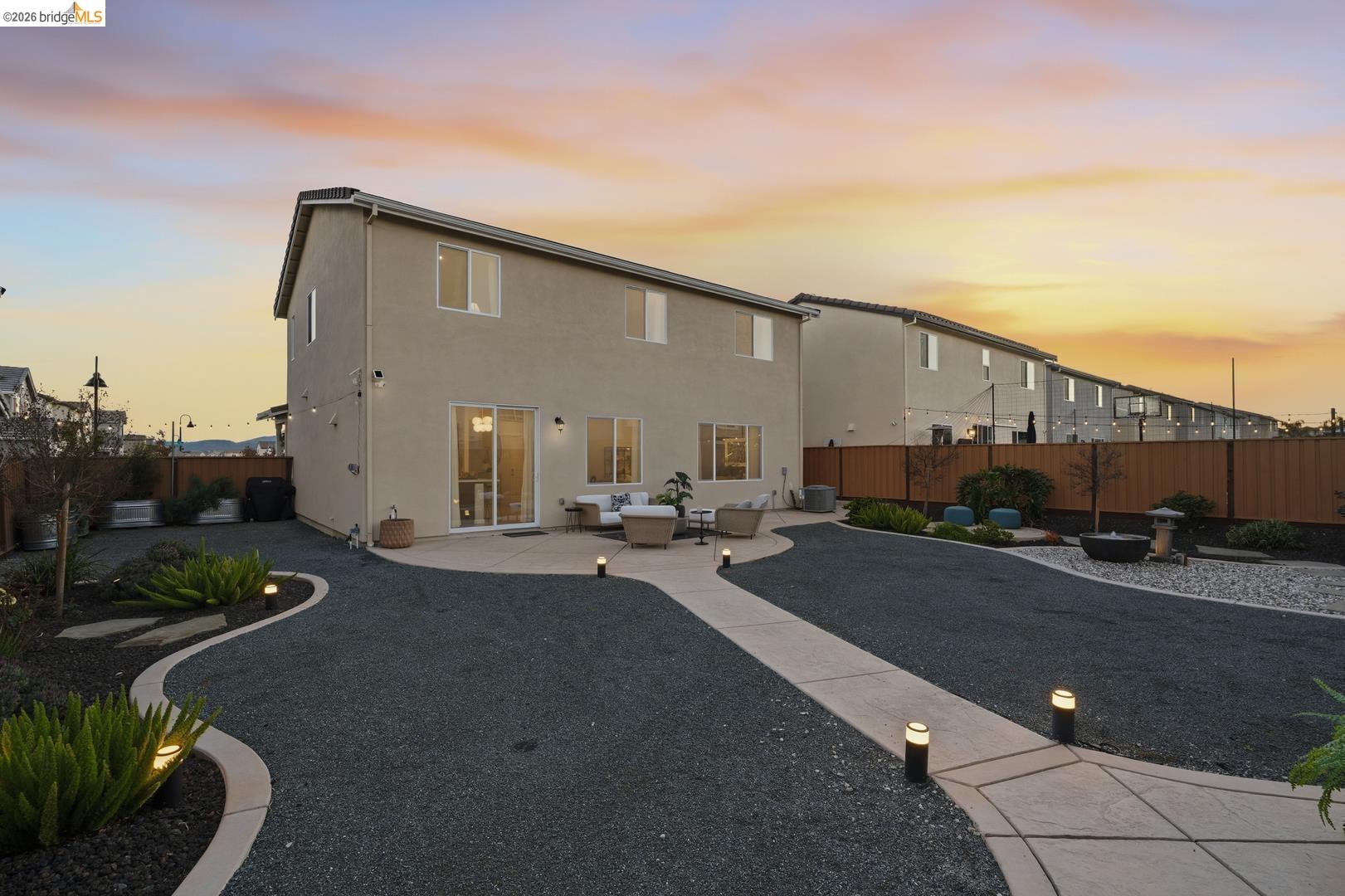 Detail Gallery Image 40 of 46 For 5603 Trinity Lakes Ln, Antioch,  CA 94531 - 3 Beds | 2/1 Baths