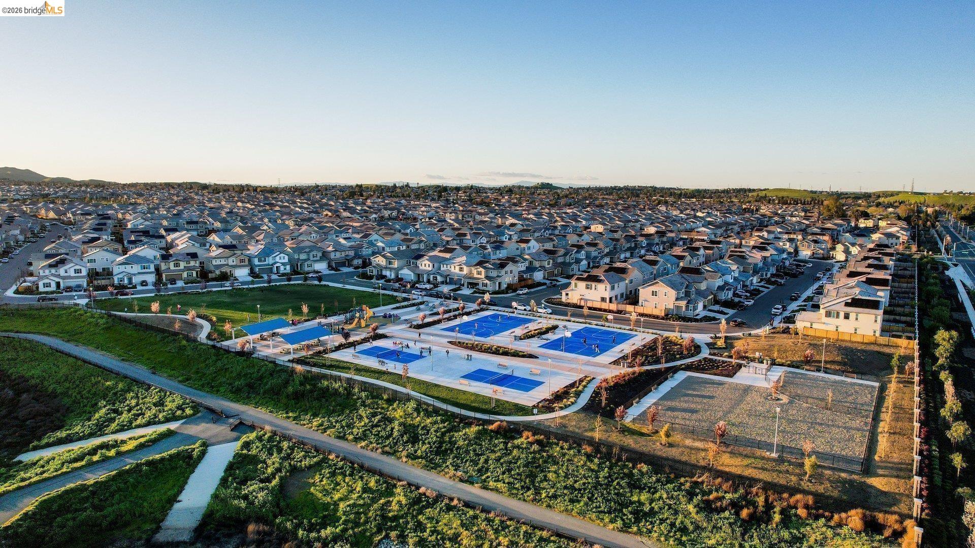 Detail Gallery Image 46 of 46 For 5603 Trinity Lakes Ln, Antioch,  CA 94531 - 3 Beds | 2/1 Baths