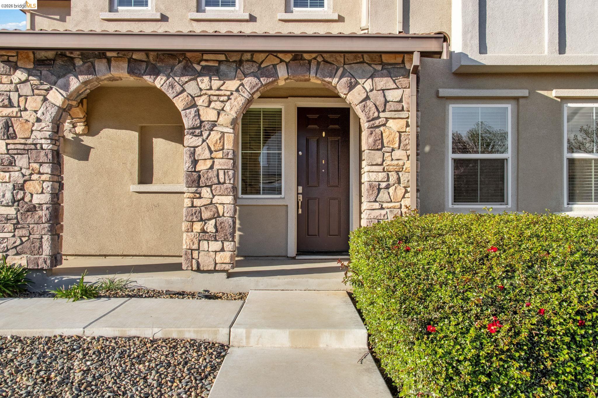 Detail Gallery Image 3 of 49 For 607 Bristol Ct, Brentwood,  CA 94513 - 4 Beds | 3/1 Baths