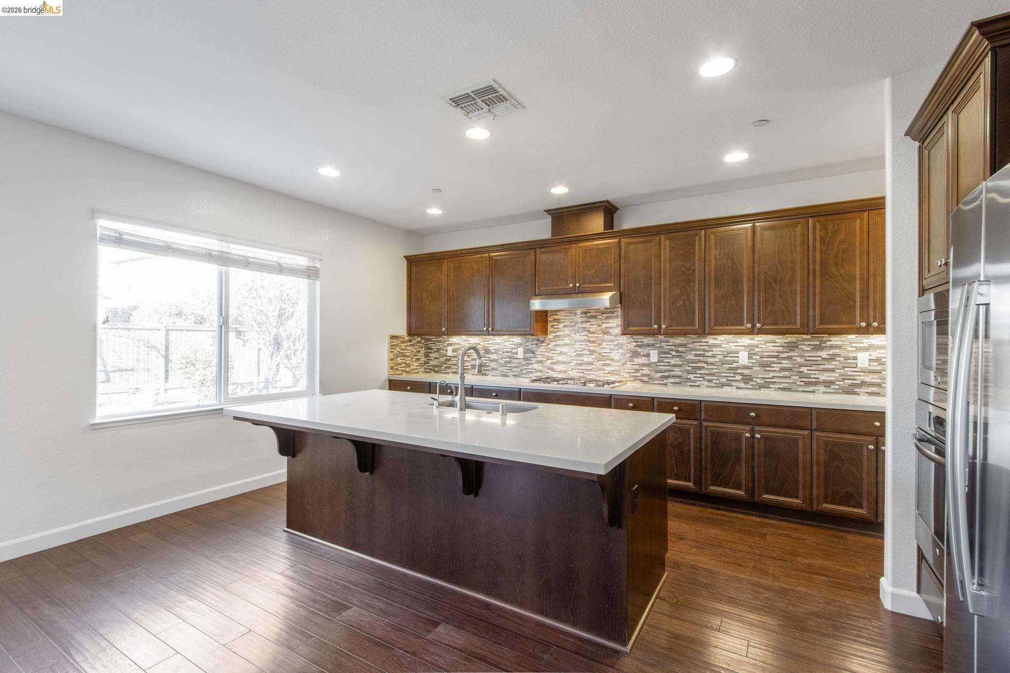 Detail Gallery Image 5 of 49 For 607 Bristol Ct, Brentwood,  CA 94513 - 4 Beds | 3/1 Baths