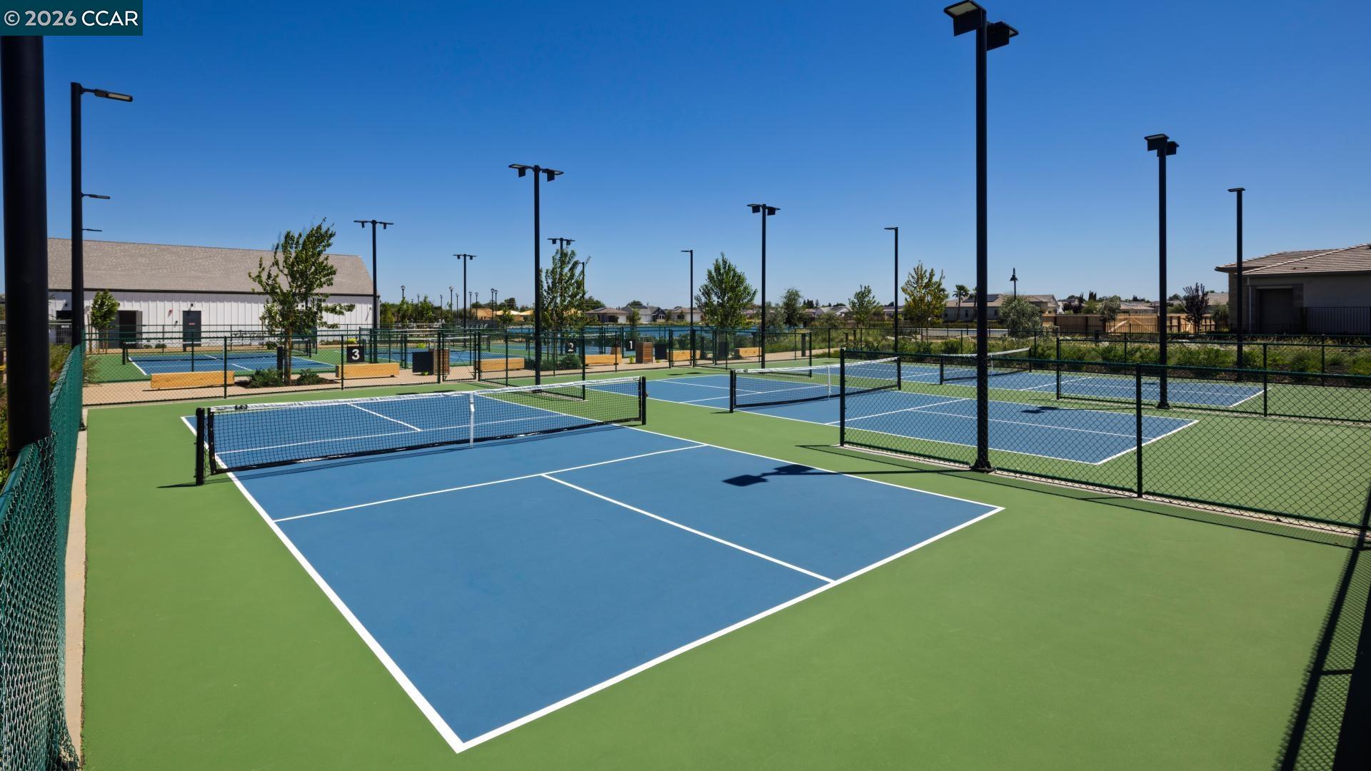 Detail Gallery Image 21 of 35 For 2834 Stampede Lane, Tracy,  CA 95377 - 2 Beds | 2 Baths