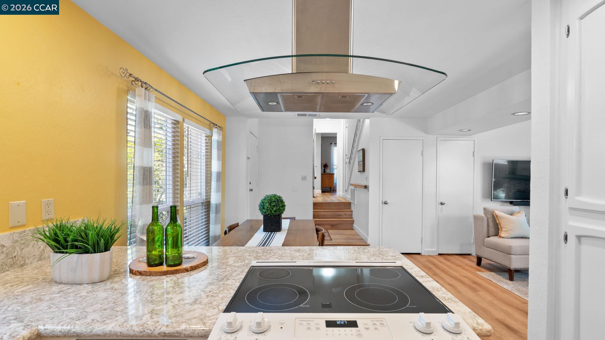 Photo #11: 41125761 Listing: Photo #11