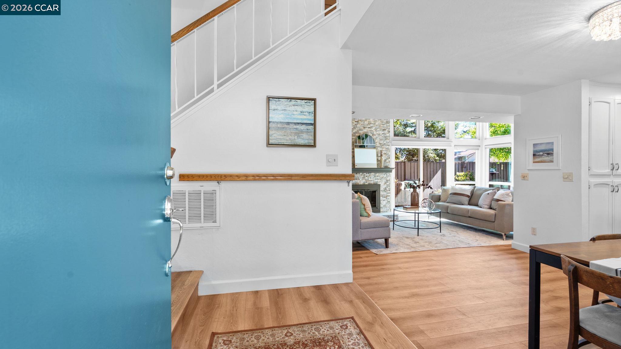 Photo #3: 41125761 Listing: Photo #3