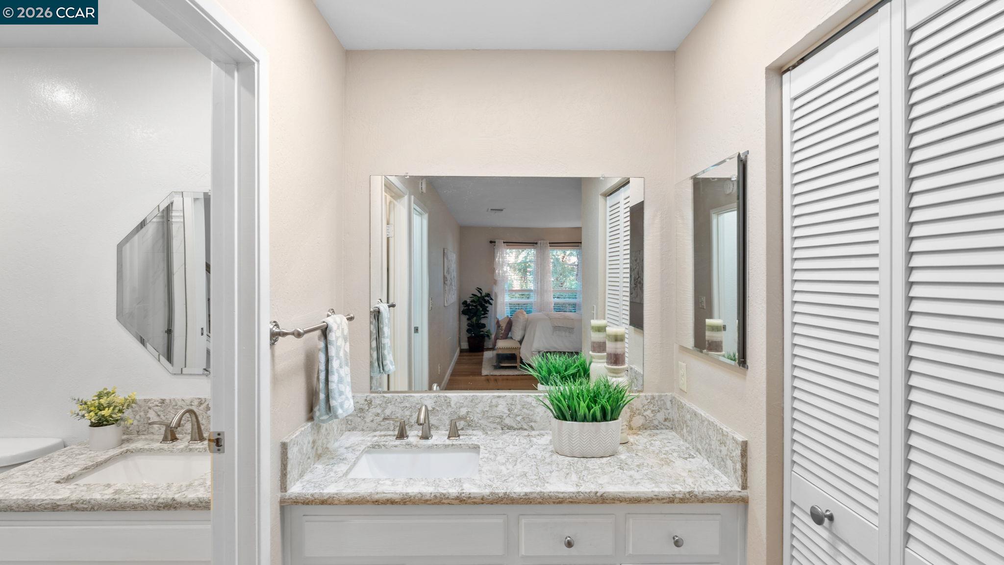 Photo #23: 41125761 Listing: Photo #23