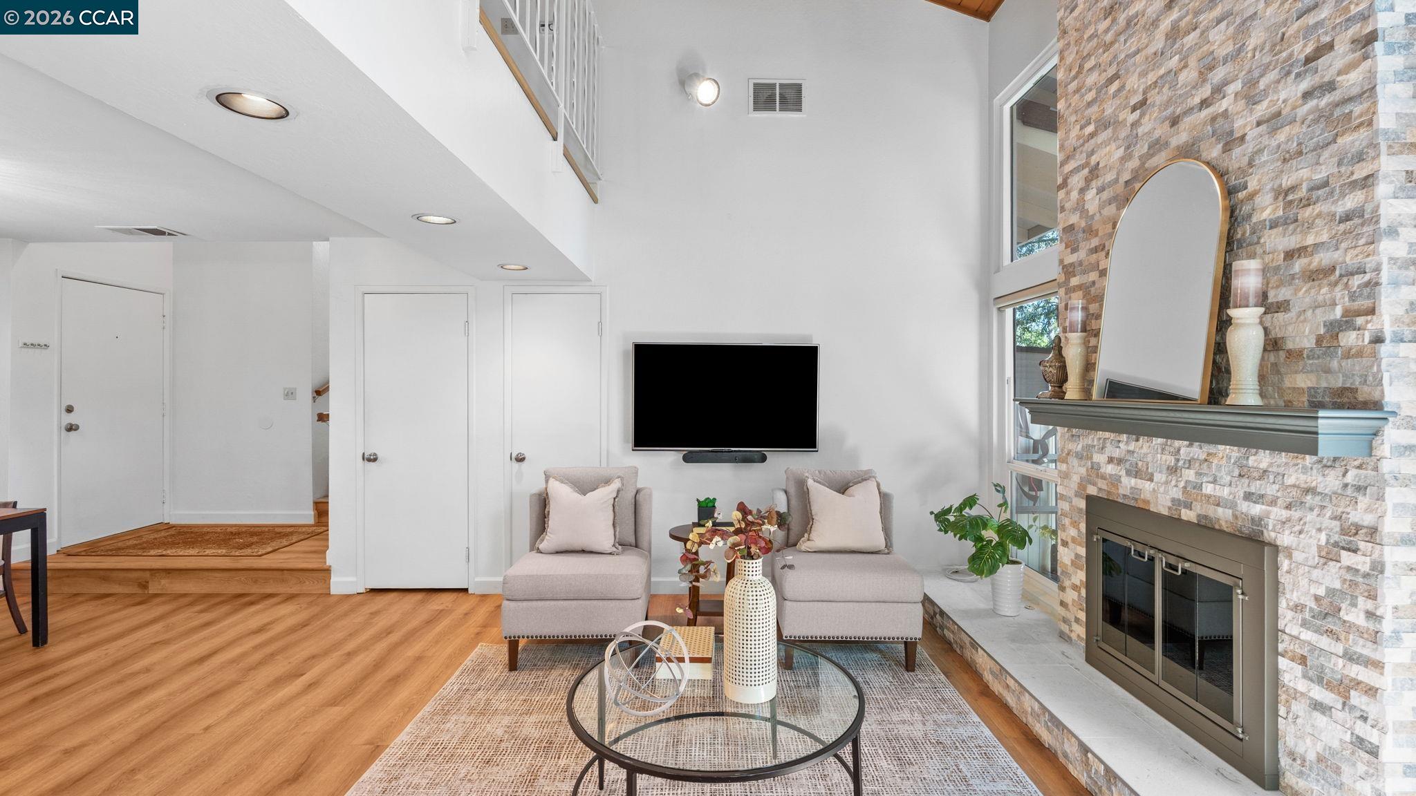 Photo #9: 41125761 Listing: Photo #9