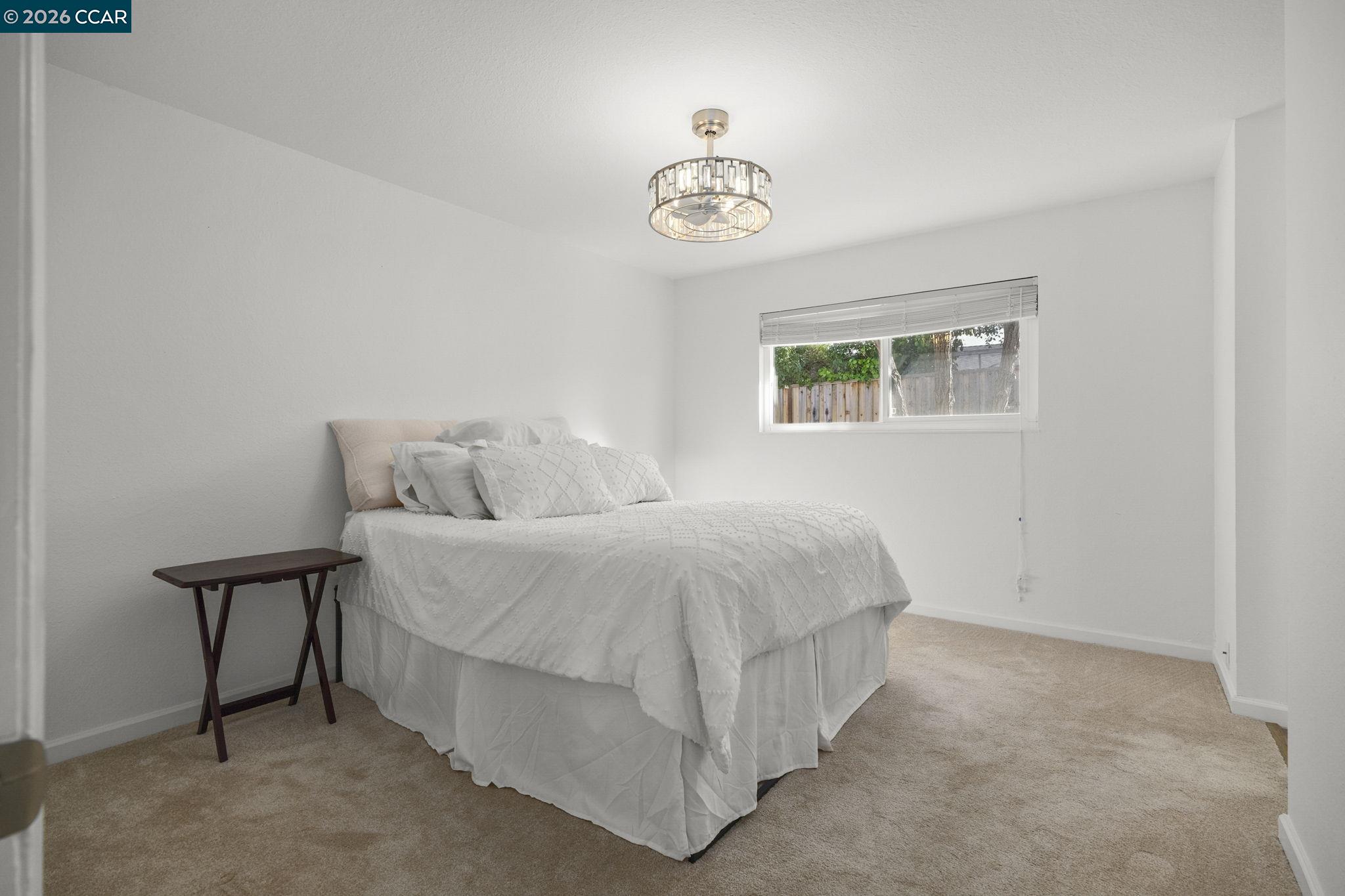 Detail Gallery Image 17 of 29 For 5555 Maryland Dr, Concord,  CA 94521 - 3 Beds | 2 Baths