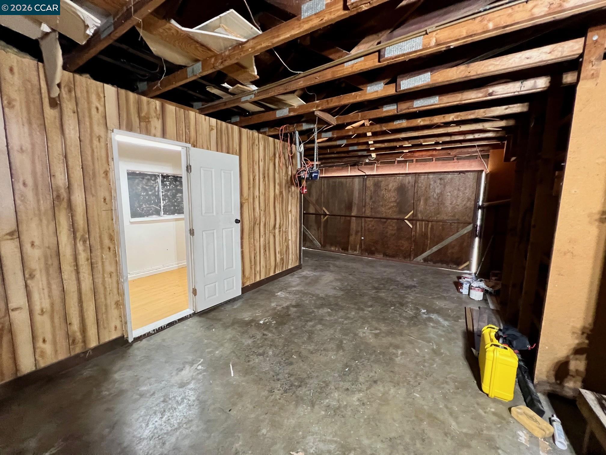 Detail Gallery Image 8 of 26 For 29 Sandview Dr, Bay Point,  CA 94565-1335 - 6 Beds | 2/1 Baths