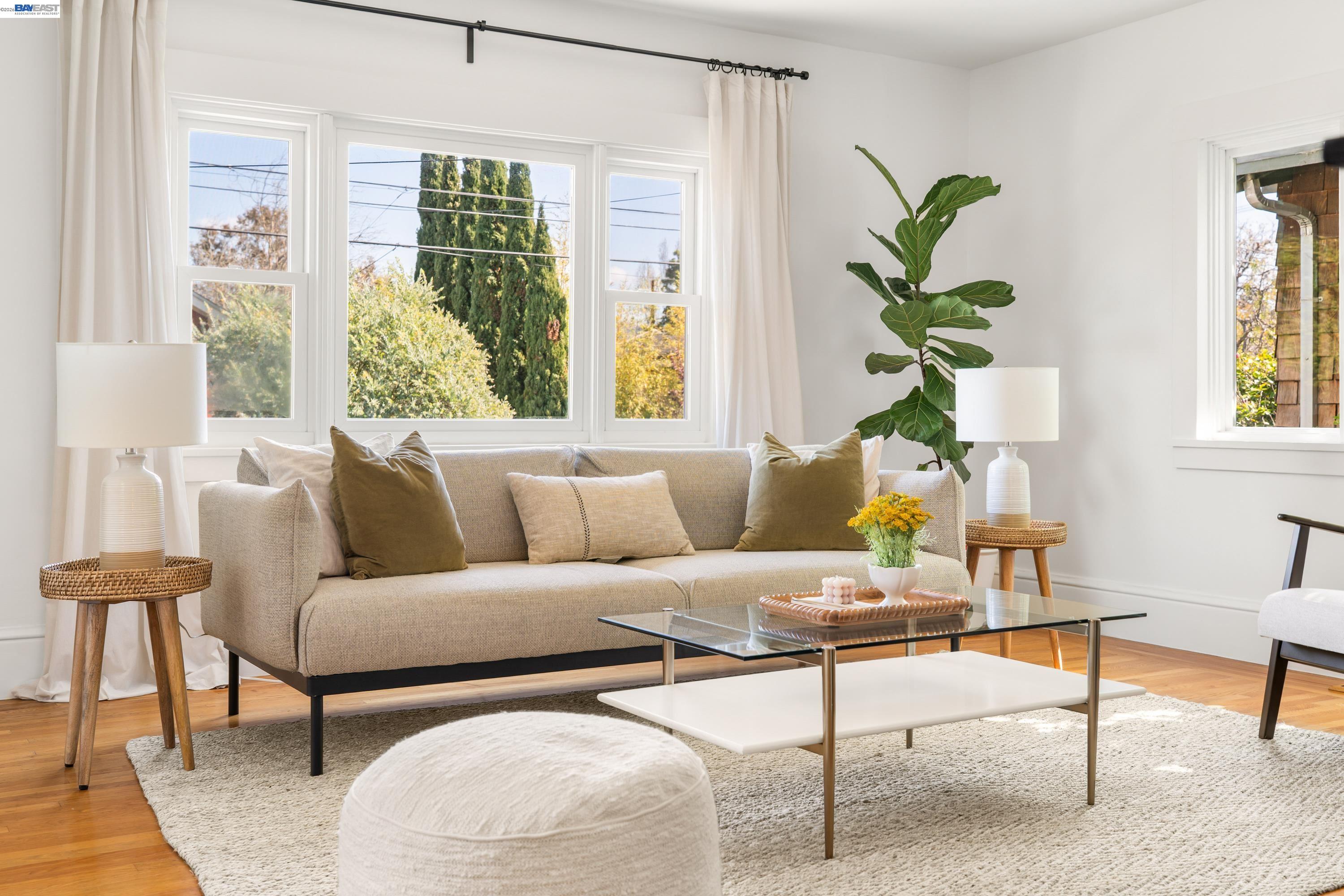 Detail Gallery Image 9 of 33 For 1516 Belvedere Ave, Berkeley,  CA 94702 - 1 Beds | 1 Baths