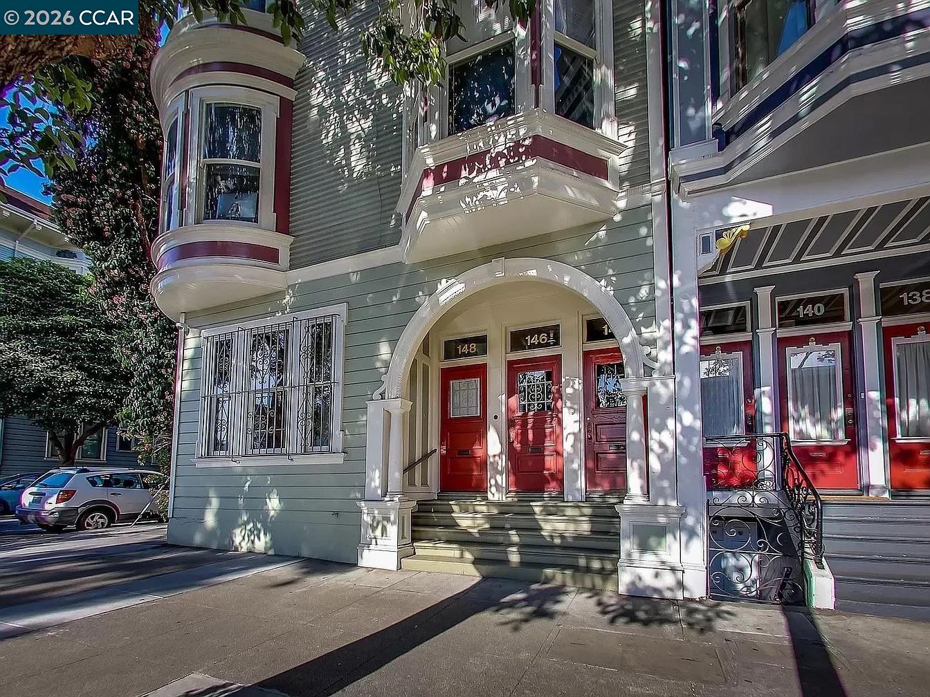 Detail Gallery Image 3 of 5 For 144 Sanchez St, San Francisco,  CA 94114 - – Beds | – Baths