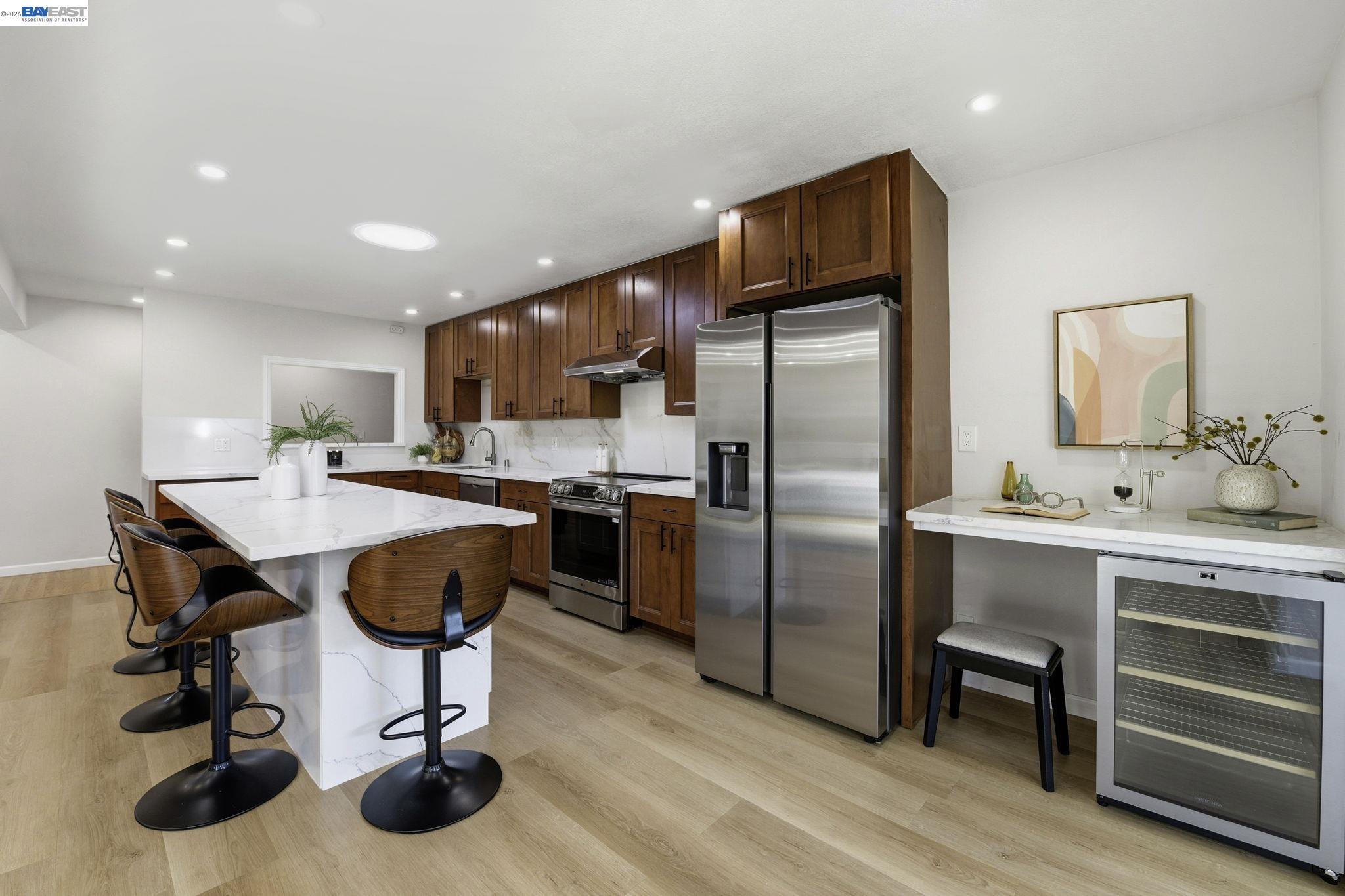 Detail Gallery Image 10 of 29 For 14297 Tiburon Rd, San Leandro,  CA 94577 - 4 Beds | 2 Baths