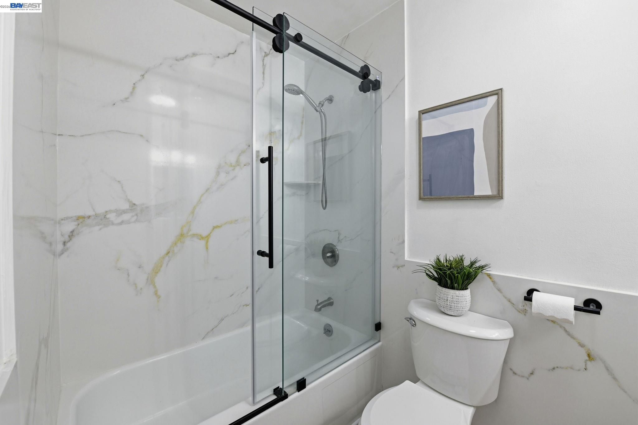 Detail Gallery Image 23 of 29 For 14297 Tiburon Rd, San Leandro,  CA 94577 - 4 Beds | 2 Baths