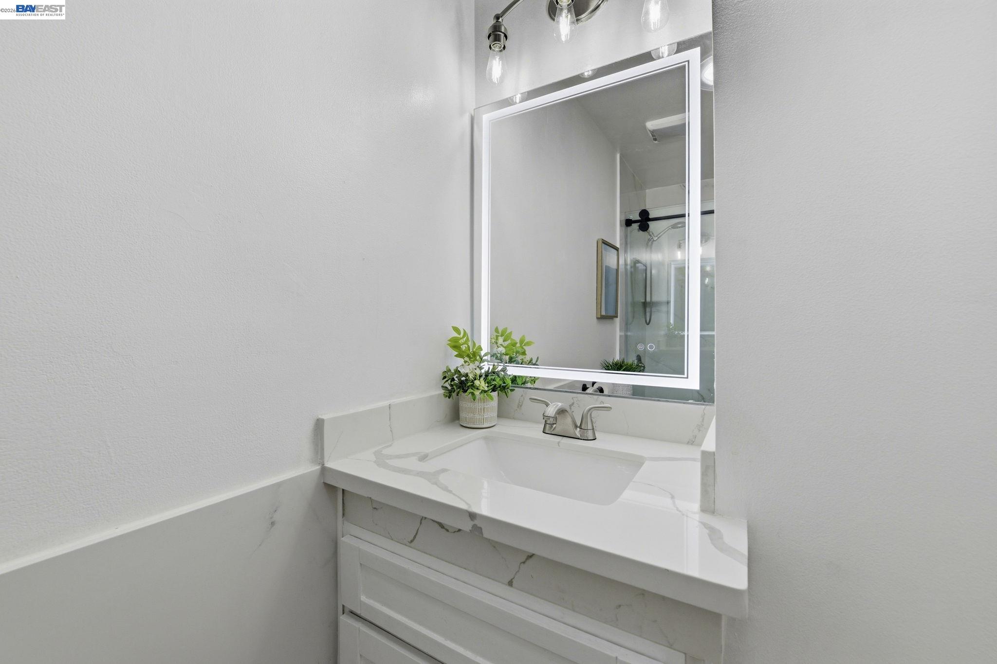 Detail Gallery Image 24 of 29 For 14297 Tiburon Rd, San Leandro,  CA 94577 - 4 Beds | 2 Baths