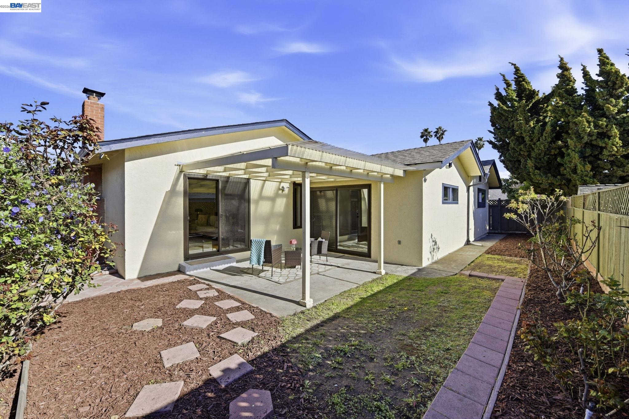 Detail Gallery Image 26 of 29 For 14297 Tiburon Rd, San Leandro,  CA 94577 - 4 Beds | 2 Baths