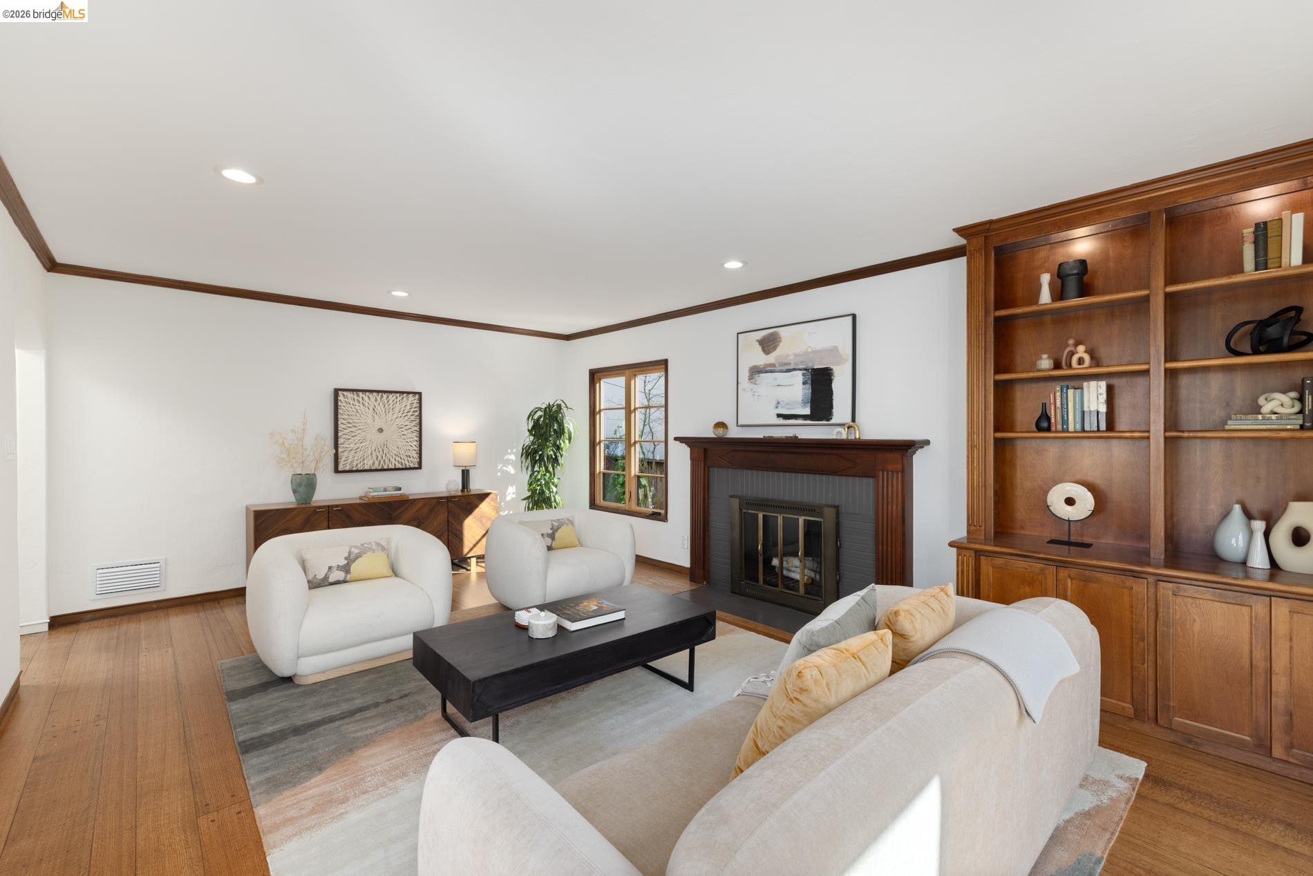 Detail Gallery Image 13 of 60 For 101 Windsor Ave., Kensington,  CA 94708 - 4 Beds | 2/1 Baths