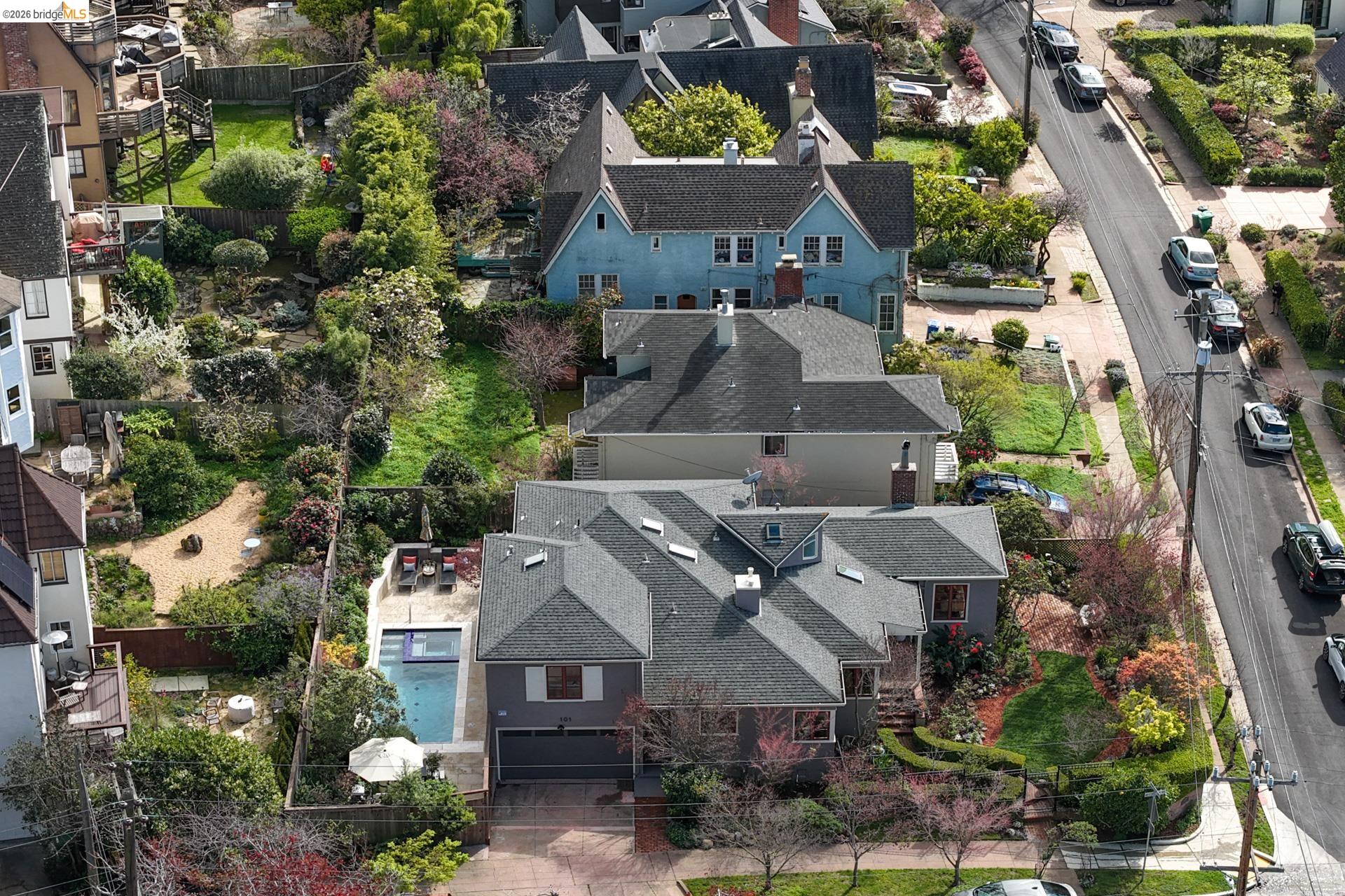 Detail Gallery Image 52 of 60 For 101 Windsor Ave., Kensington,  CA 94708 - 4 Beds | 2/1 Baths