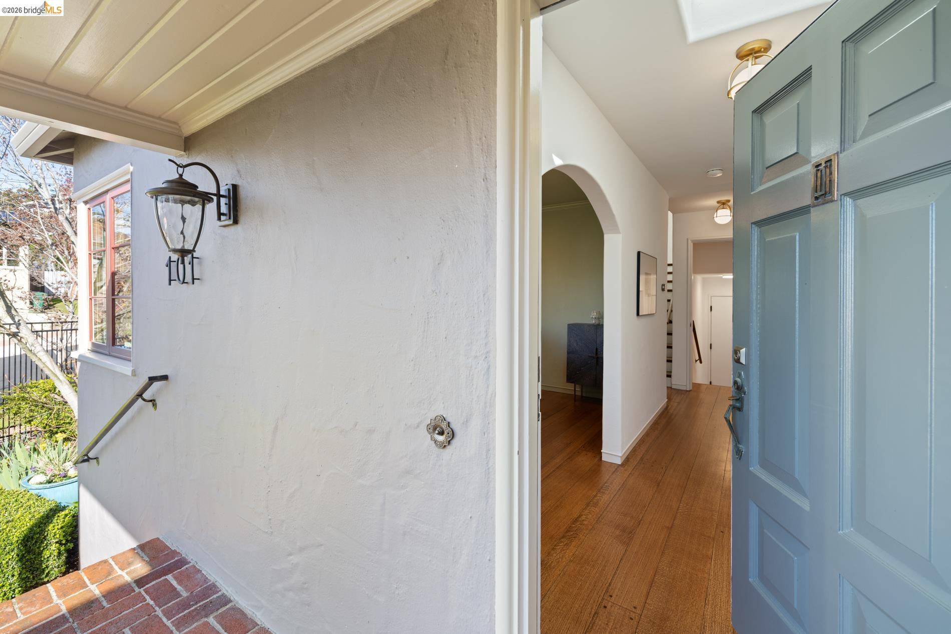 Detail Gallery Image 7 of 60 For 101 Windsor Ave., Kensington,  CA 94708 - 4 Beds | 2/1 Baths