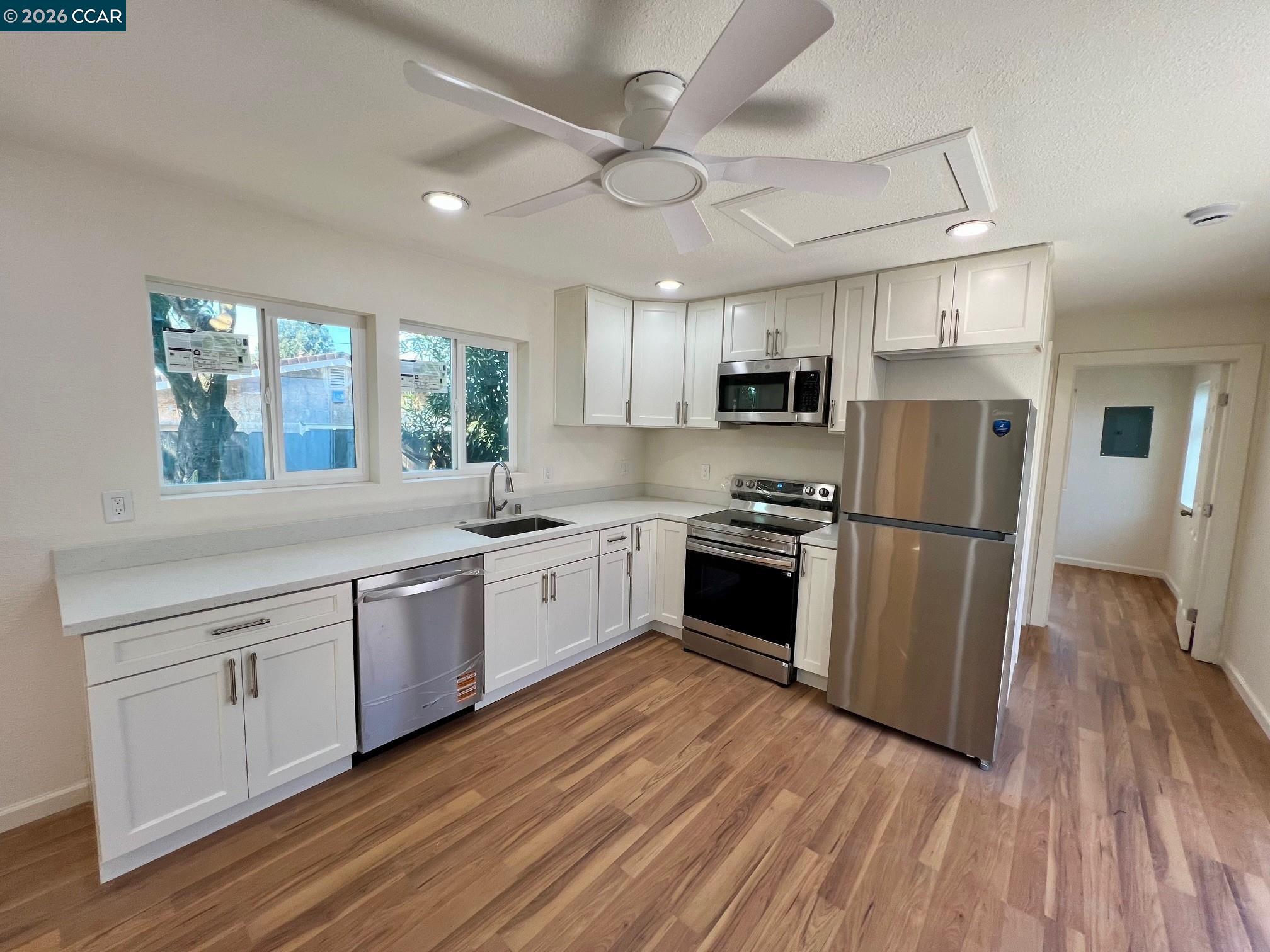 Detail Gallery Image 21 of 26 For 29 Sandview Dr, Bay Point,  CA 94565 - – Beds | – Baths