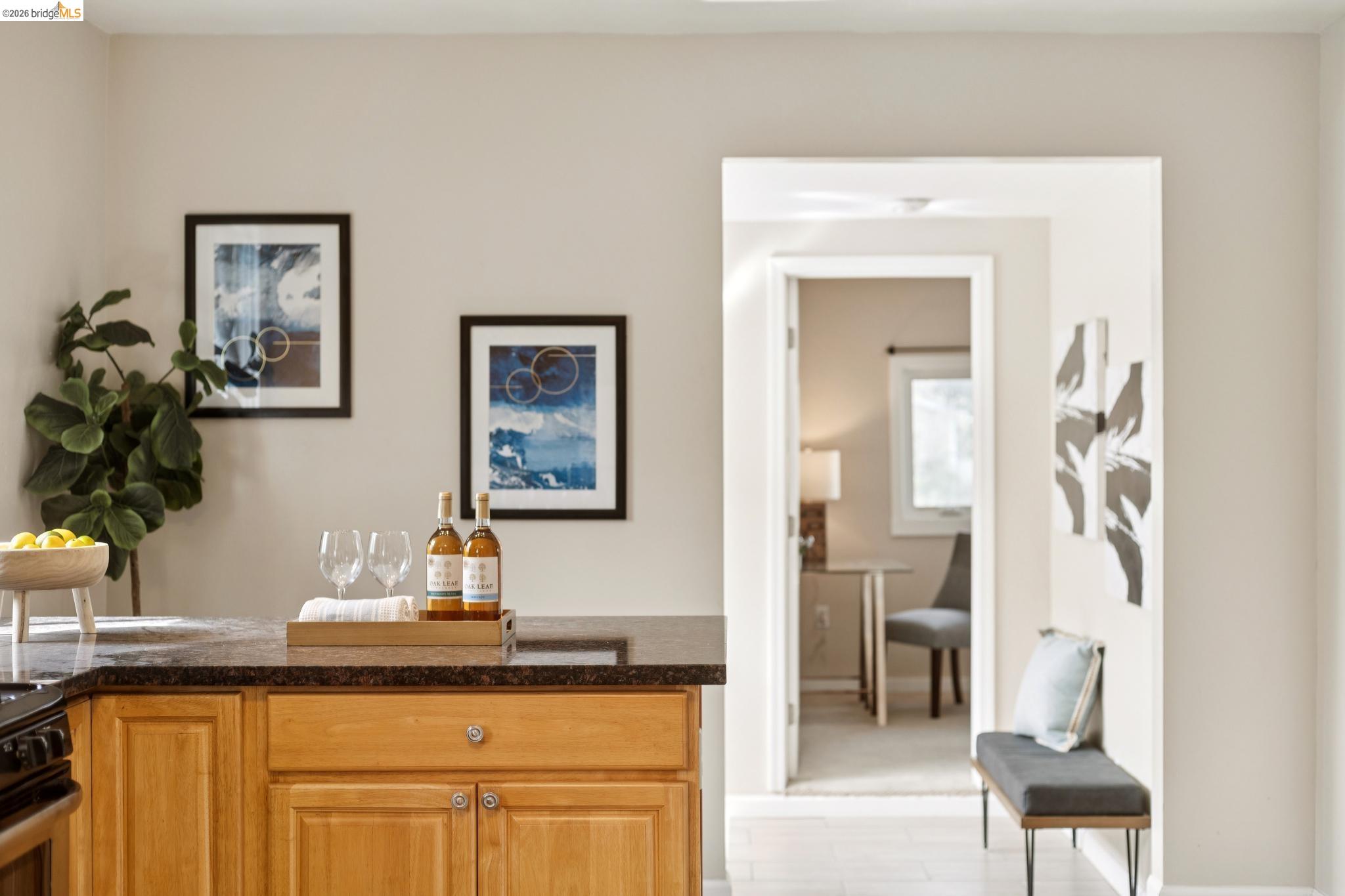 Detail Gallery Image 32 of 60 For 1983 38th Ave, Oakland,  CA 94601 - 5 Beds | 4 Baths